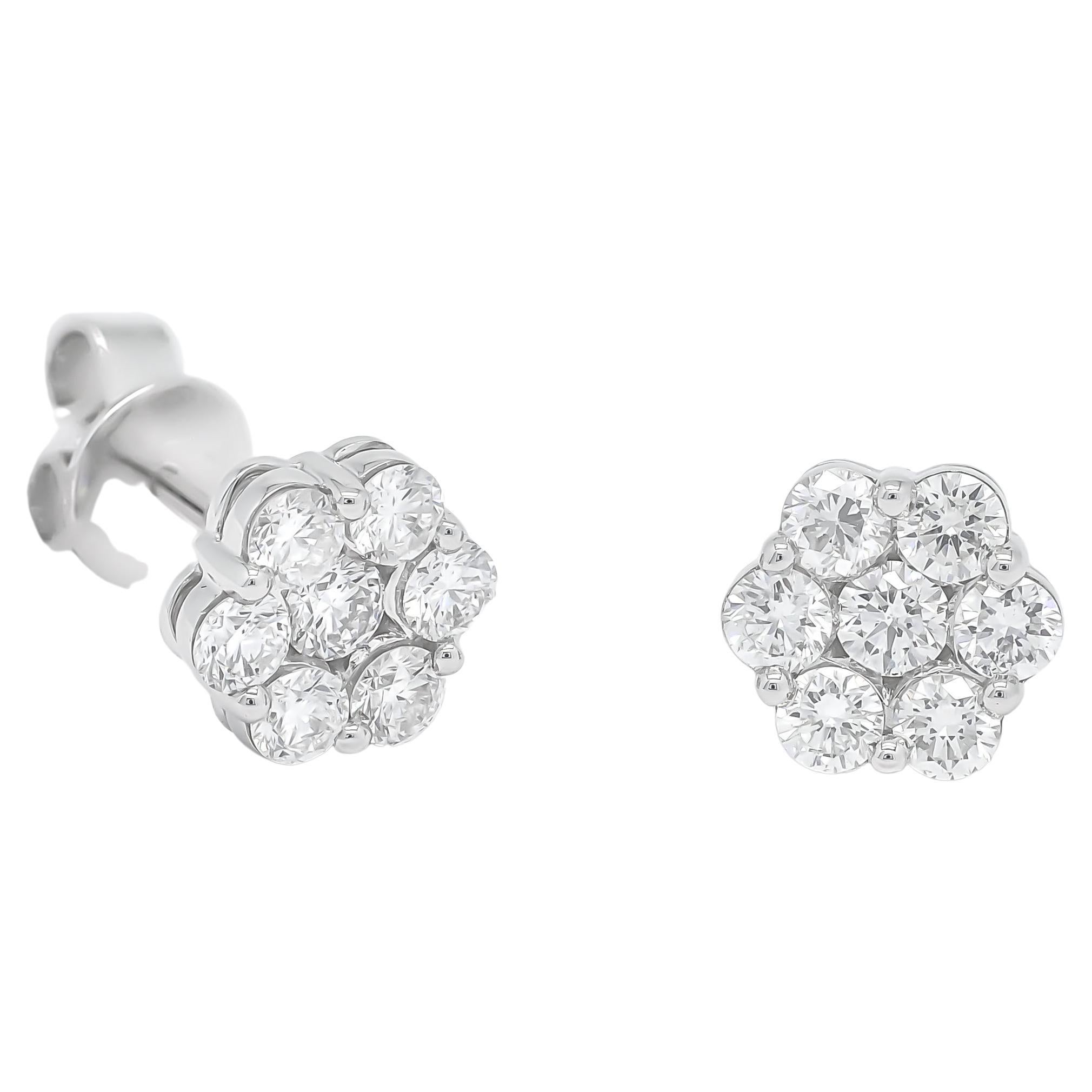 ntroduciamo un classico senza tempo con un tocco scintillante: l'orecchino con diamante rotondo a grappolo solitario. Questo squisito orecchino combina l'eleganza di un diamante solitario con la brillantezza di un grappolo circostante, creando un