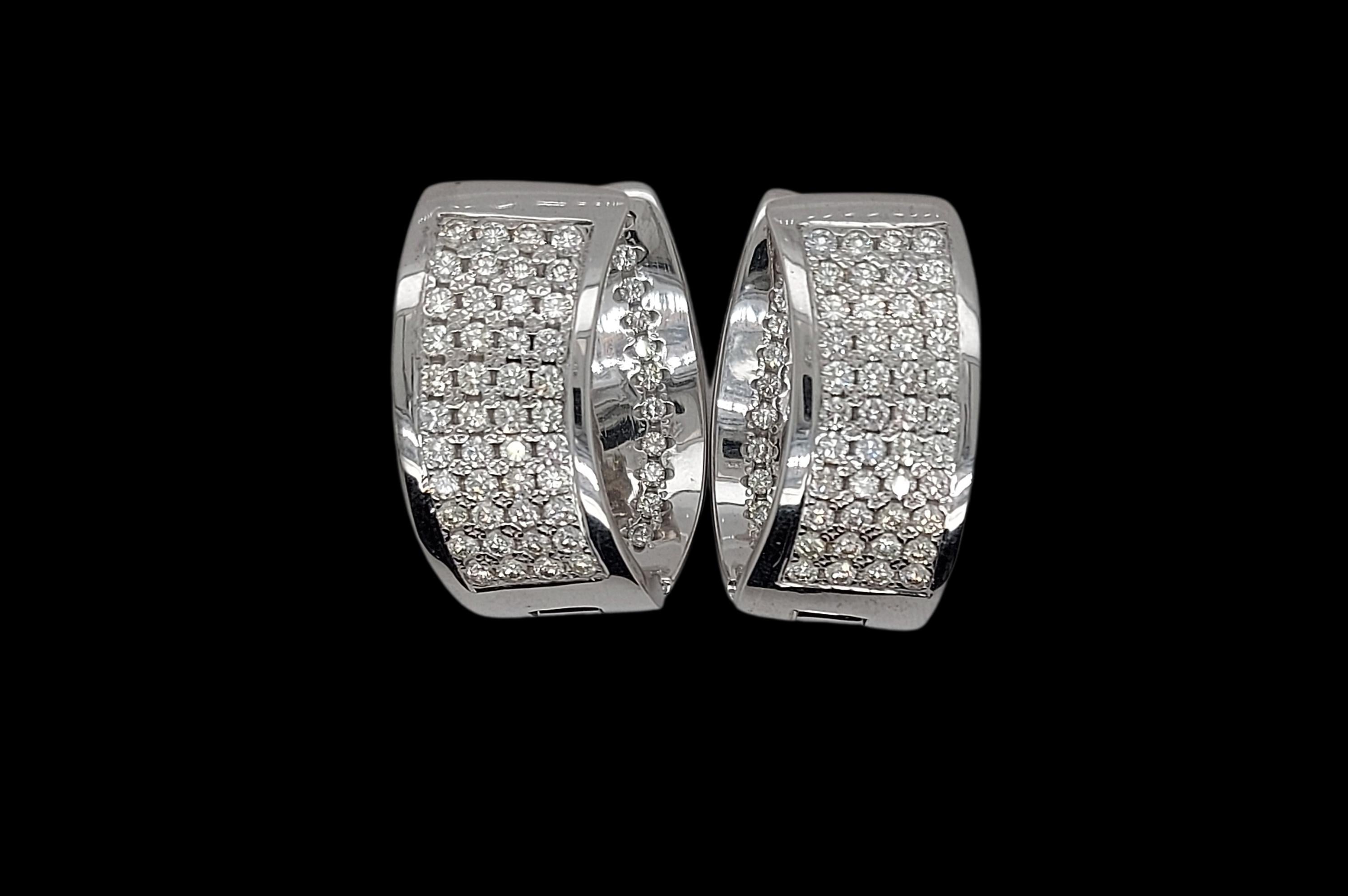 18kt White Gold Clip, on Earrings with 3.30 Ct Diamonds For Sale 6