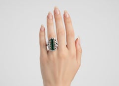 18kt white Gold Cocktail Ring with Green Tourmaline & Diamonds