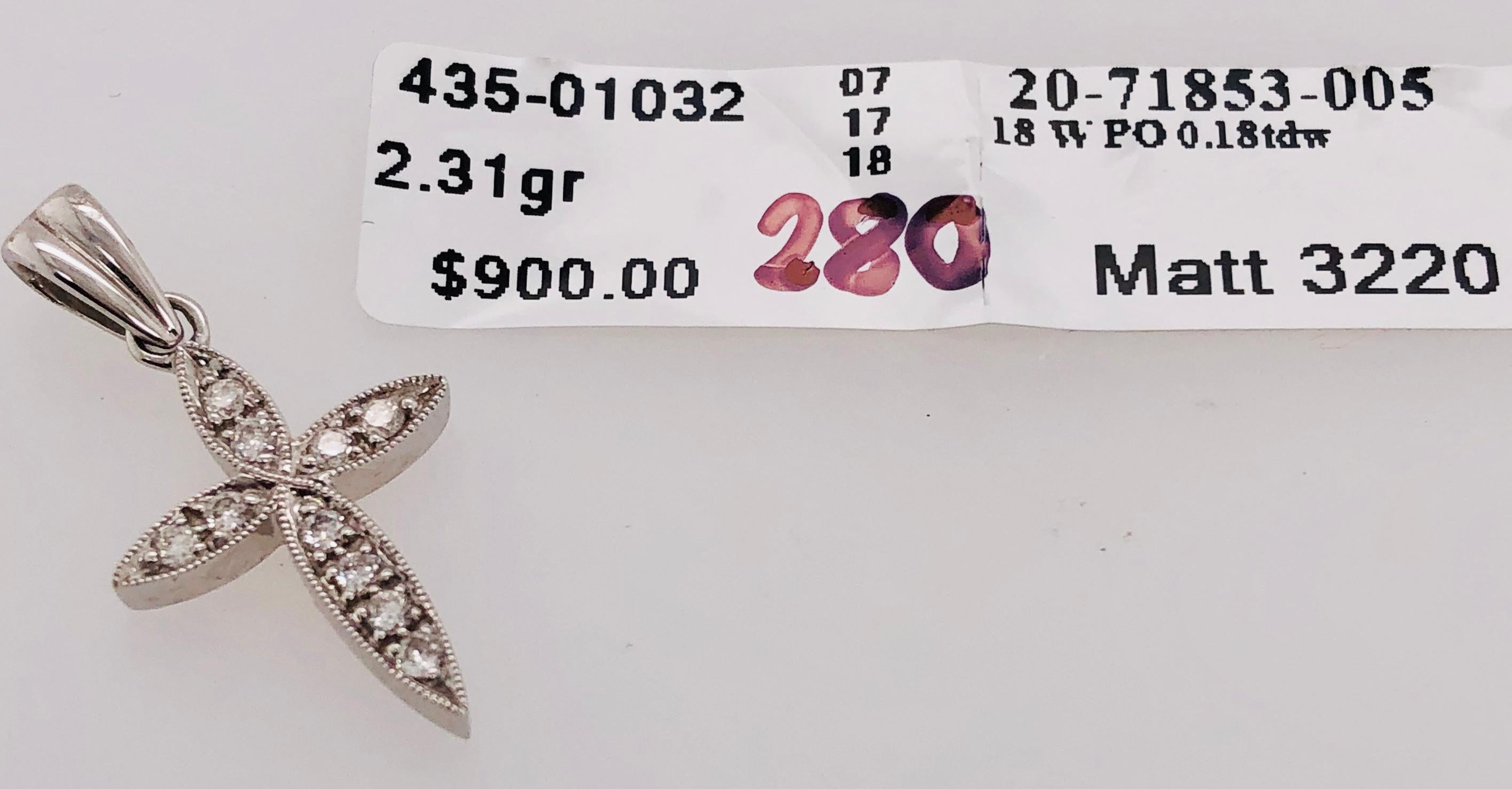 Women's or Men's 18 Karat White Gold Cross Diamond Pendant 0.18 Total Diamond Weight For Sale