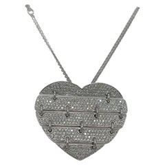 18kt White Gold "Dancing" Heart Pendant, Necklace with 2.5 ct White Diamonds