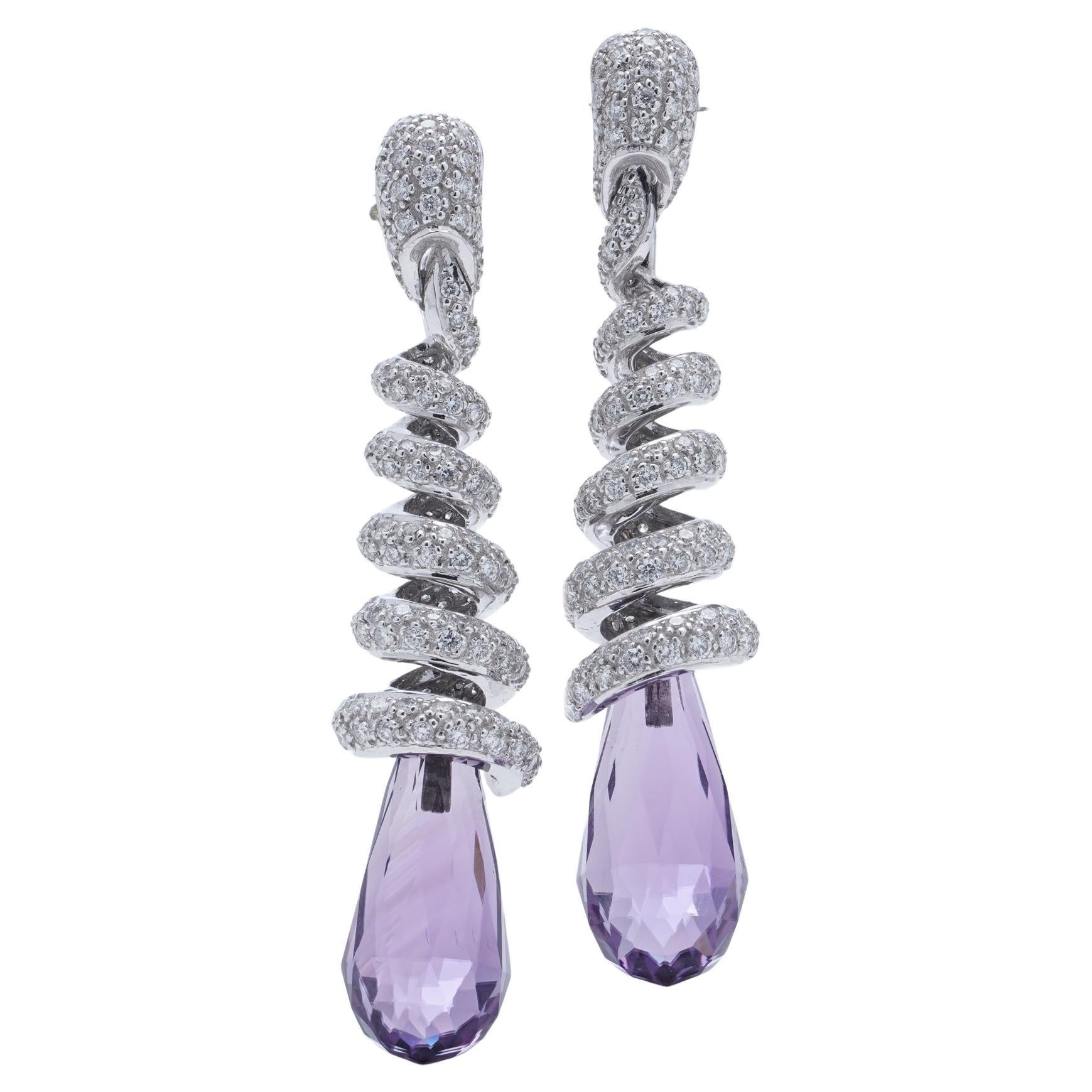 18 Karat, White Gold Dangle Pair of Earrings with Amethyst and Diamonds