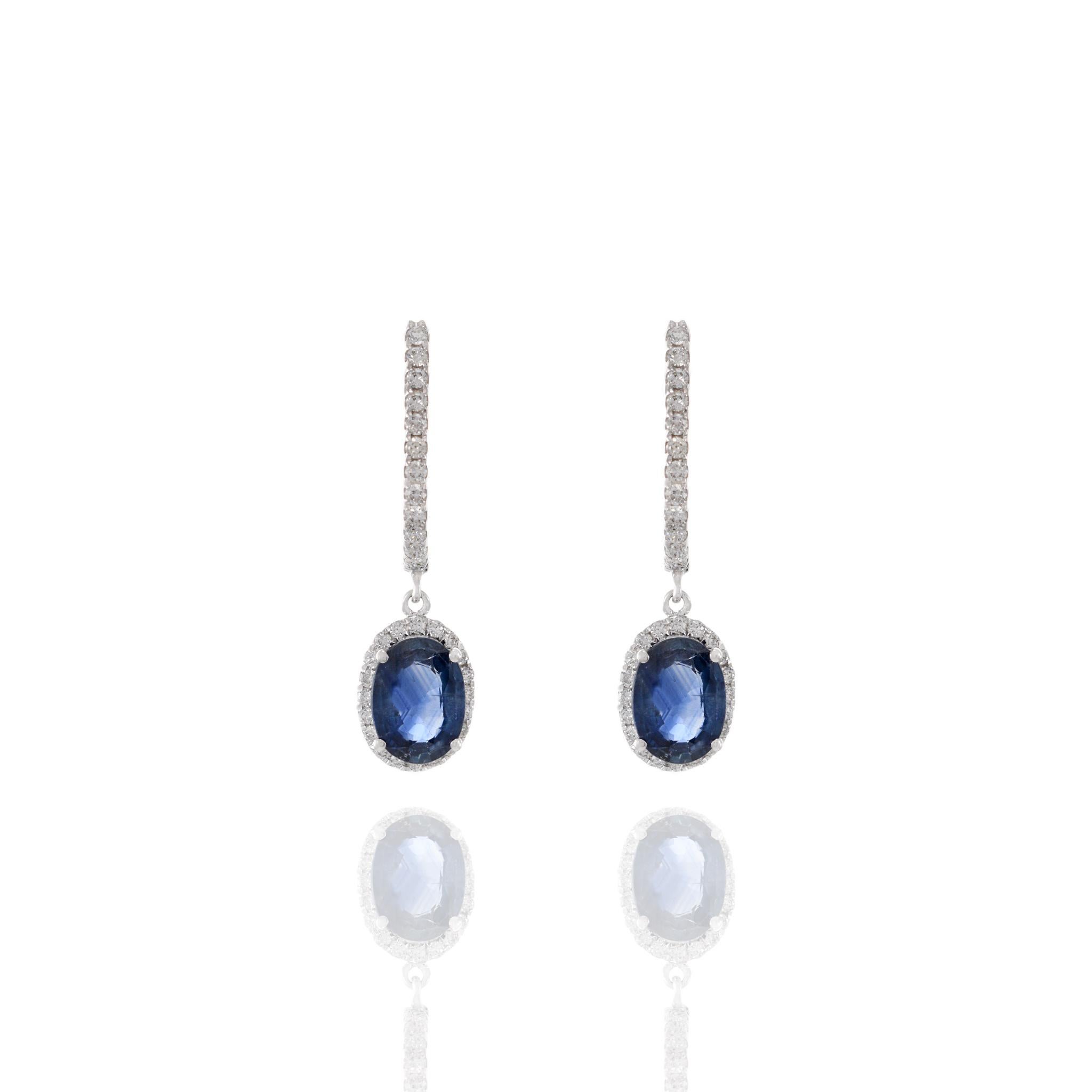 Donna Orecchini a goccia in oro bianco 18KT con diamanti e zaffiri blu in vendita