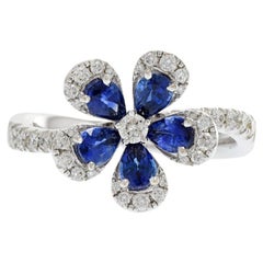 18KT White Gold Diamond And Sapphire Flower Ring