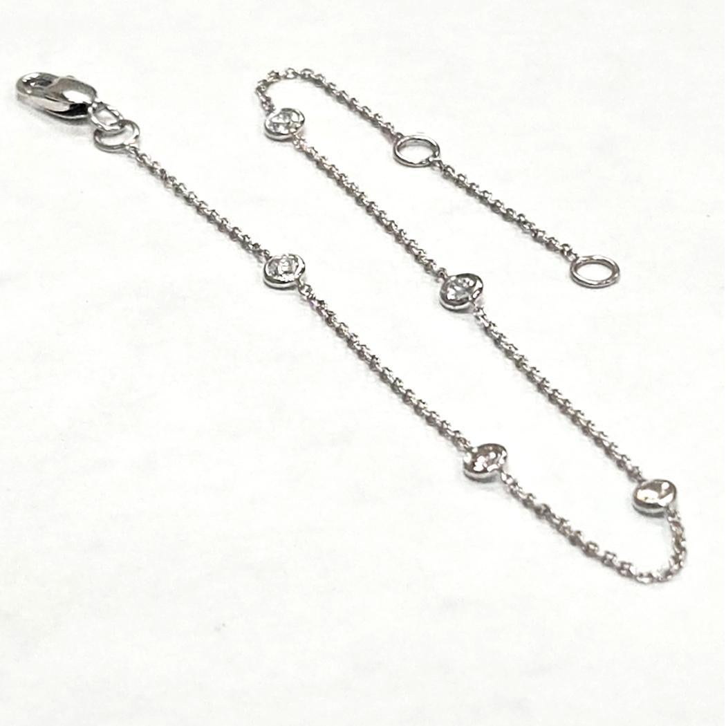Taille ronde Bracelet en or blanc 18kt avec diamants à l'unité, 0.20ct en vente