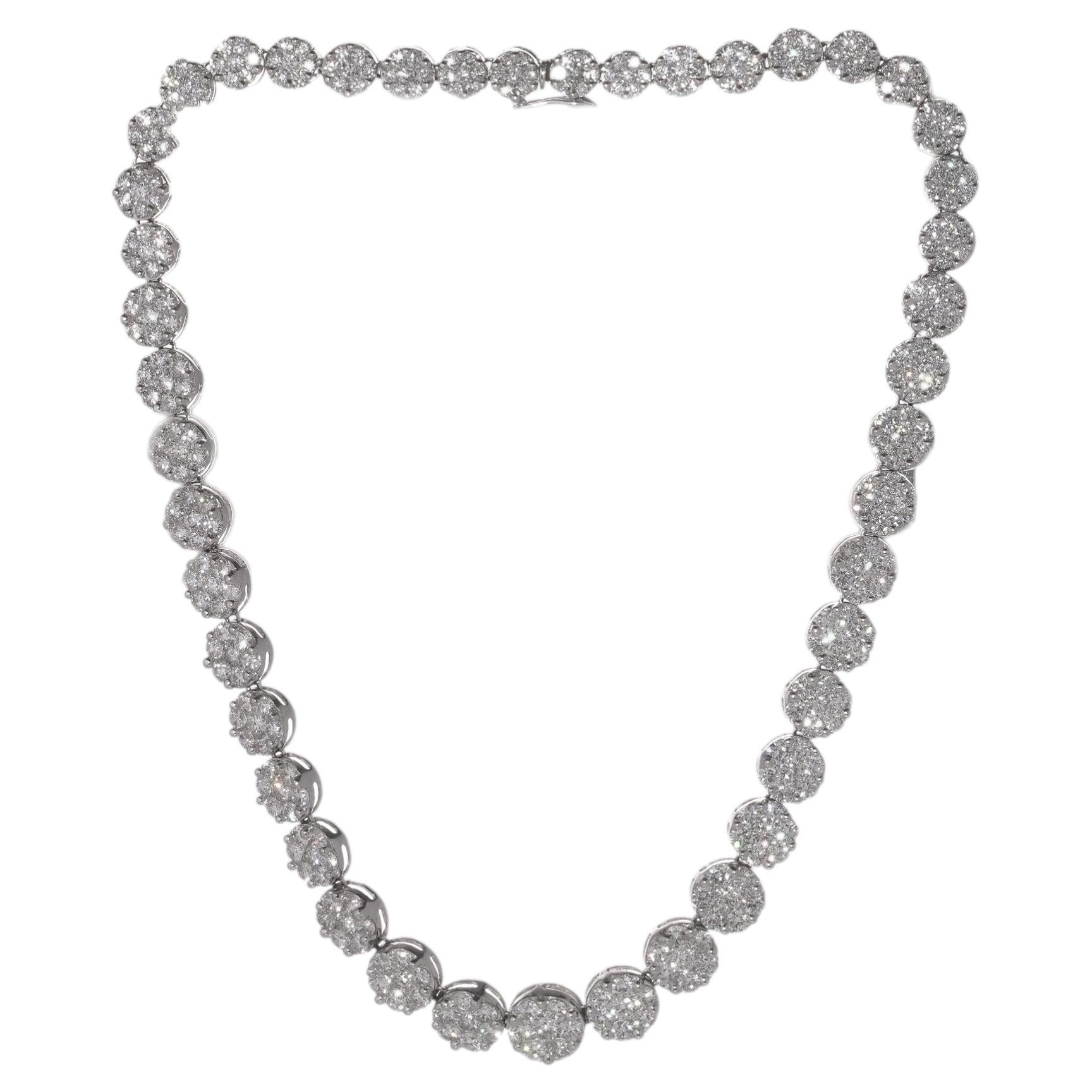 Collar Línea Racimo Diamantes Oro Blanco 18KT - 30 Quilates en venta