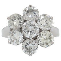 18KT White Gold Diamond Cluster Ring 3.9ct total
