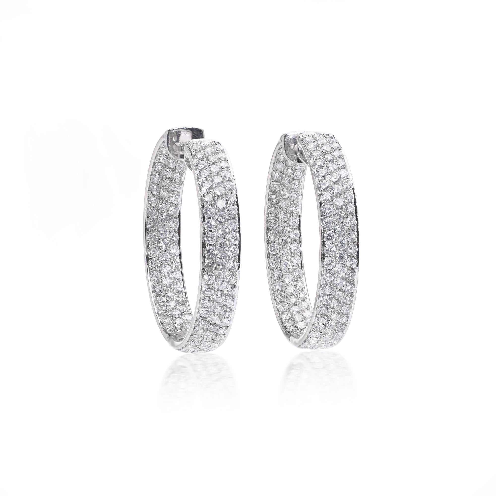 Orecchini a cerchio con diamanti in oro bianco 18 carati In condizioni ottime in vendita a Braintree, GB