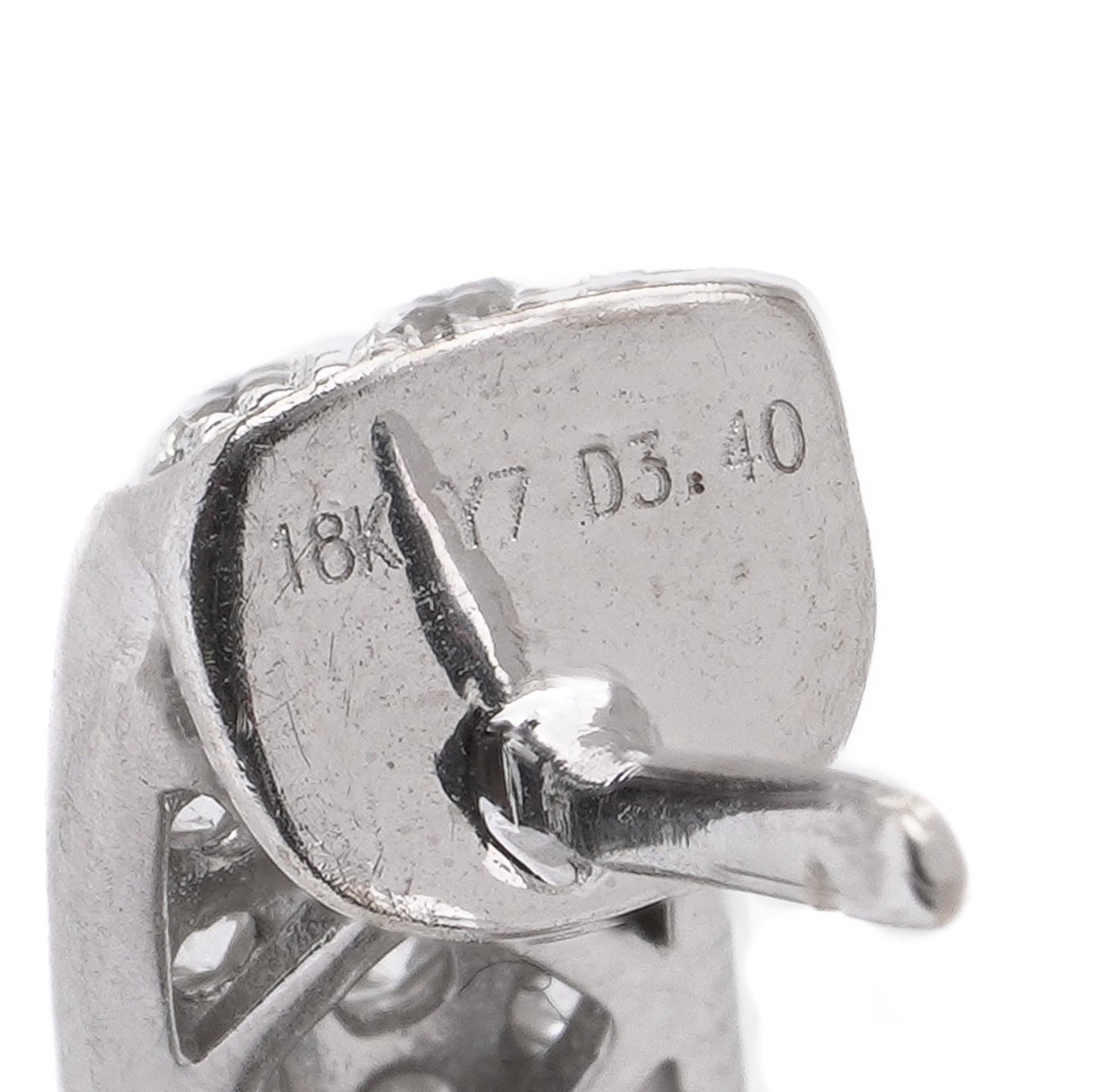 Orecchini a cerchio con diamanti in oro bianco 18 carati in vendita 4