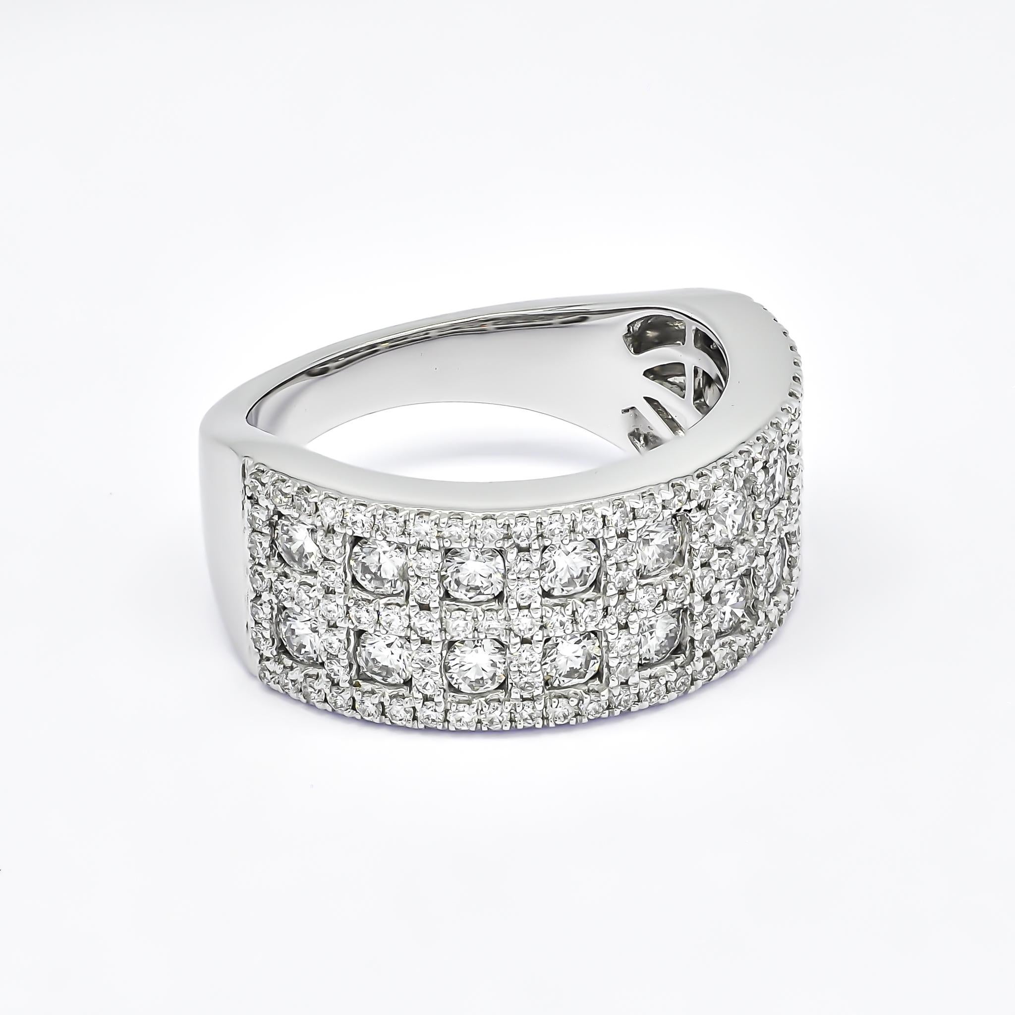 Modern Natural Diamond 1.55 carats 18 Karat White Gold Cocktail Band Ring For Sale