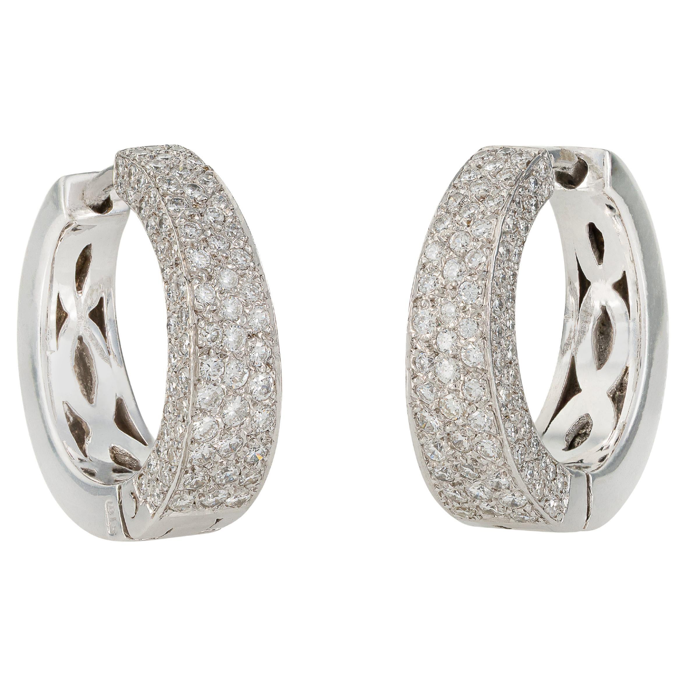 Boucles d'oreilles créoles en or blanc 18 carats, pavées de diamants, 202 diamants, 1 carat au total