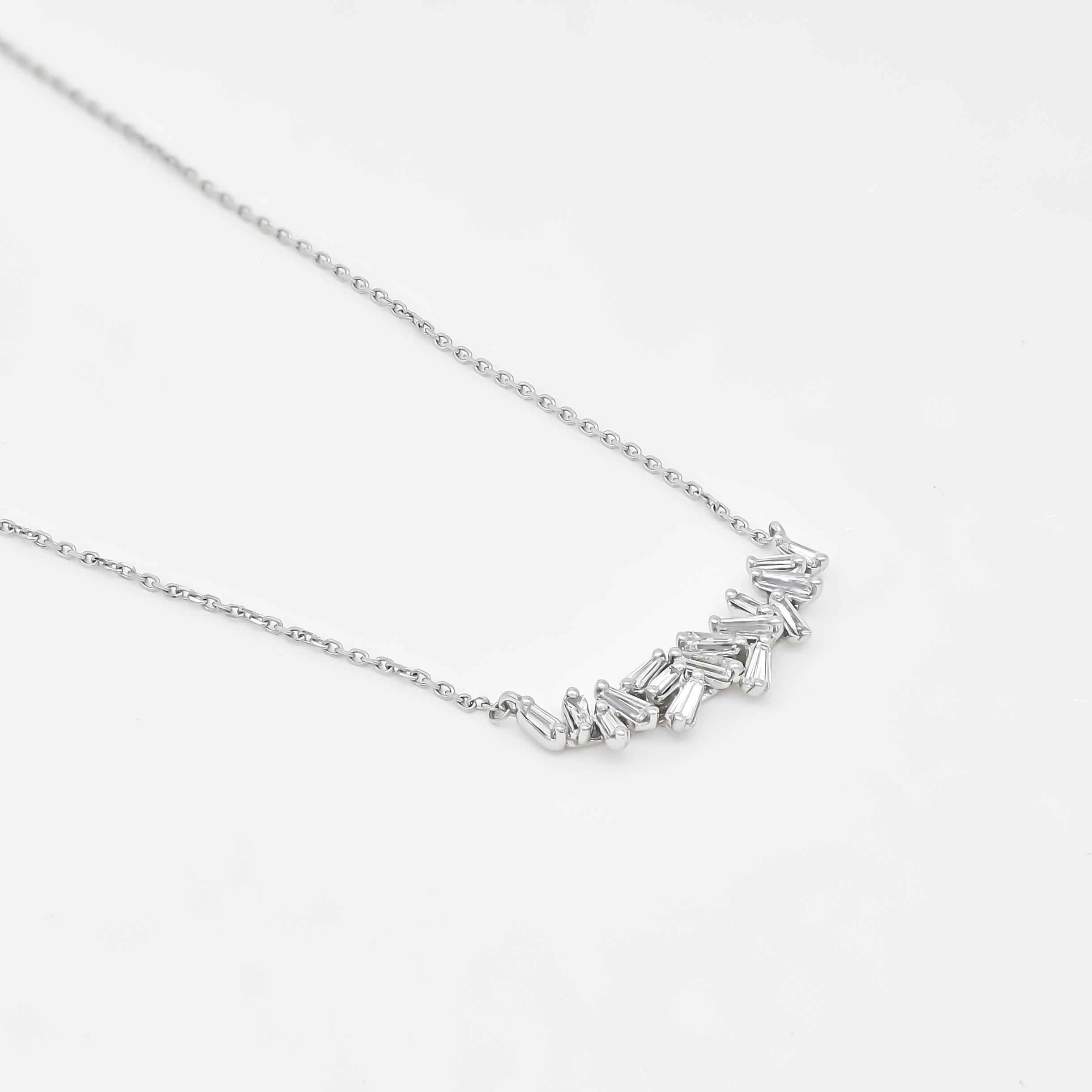 A breathtaking scattered cluster baguette of diamonds in this dramatically beautiful bar pendant necklace .

A Cluster of Baguette diamonds in this bar setting lights up this dramatic cluster pendant necklace.

Spoil her with sparkle. This elegant