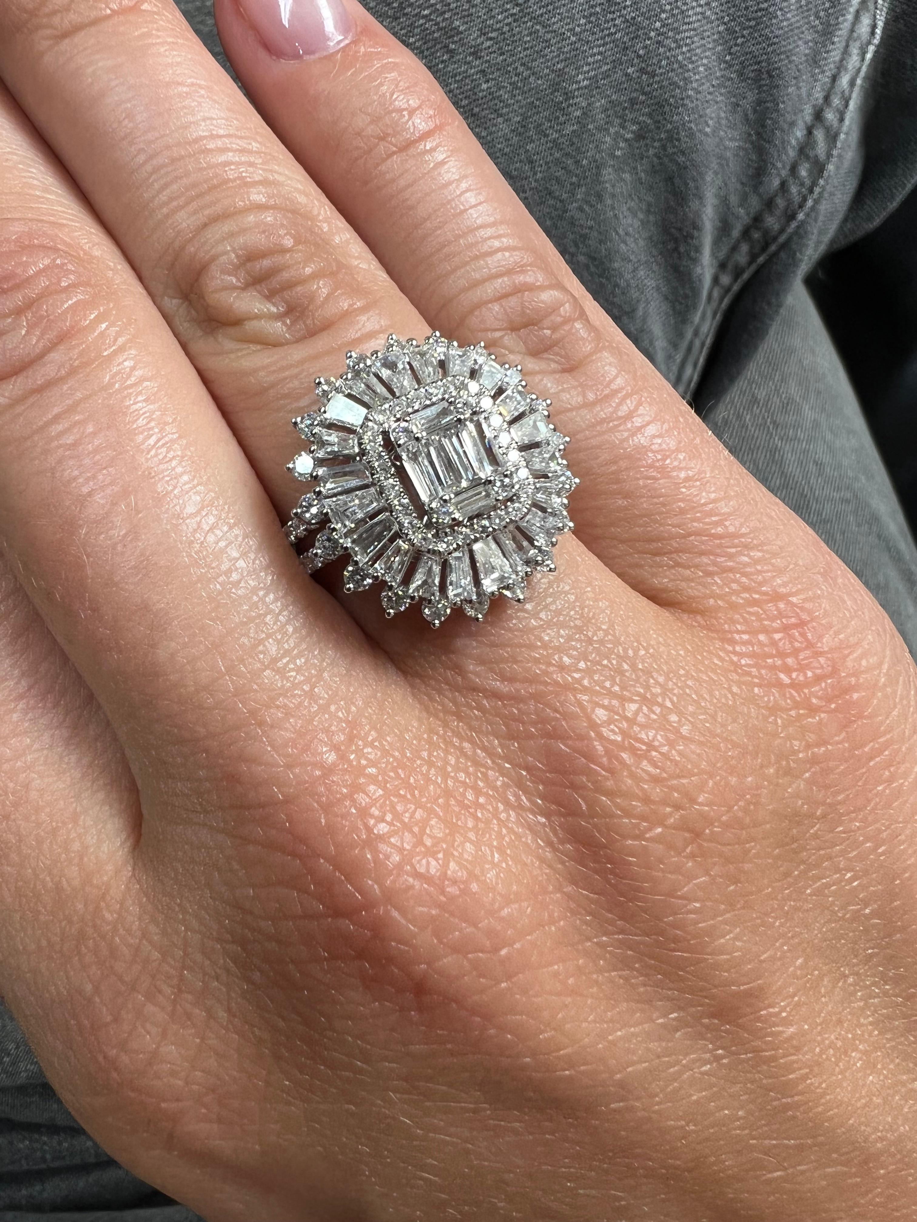 Natürlicher Diamantring 1,72 Karat 18KT Weißgold Diamanten Cluster Statement-Ring Damen