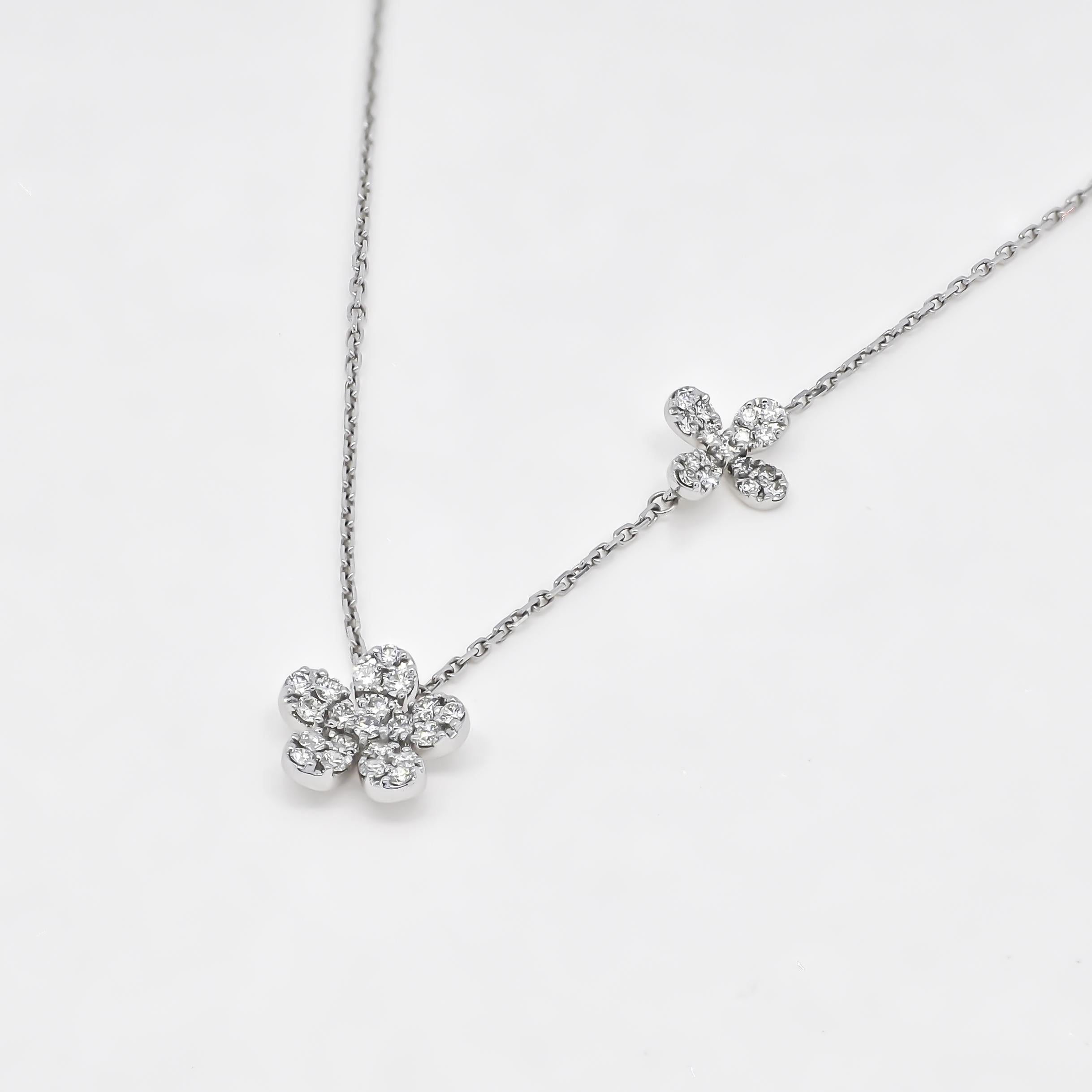 Artisan Natural Diamond 0.51 carats 18 Karat White Gold Flower Chain Pendant Necklace For Sale