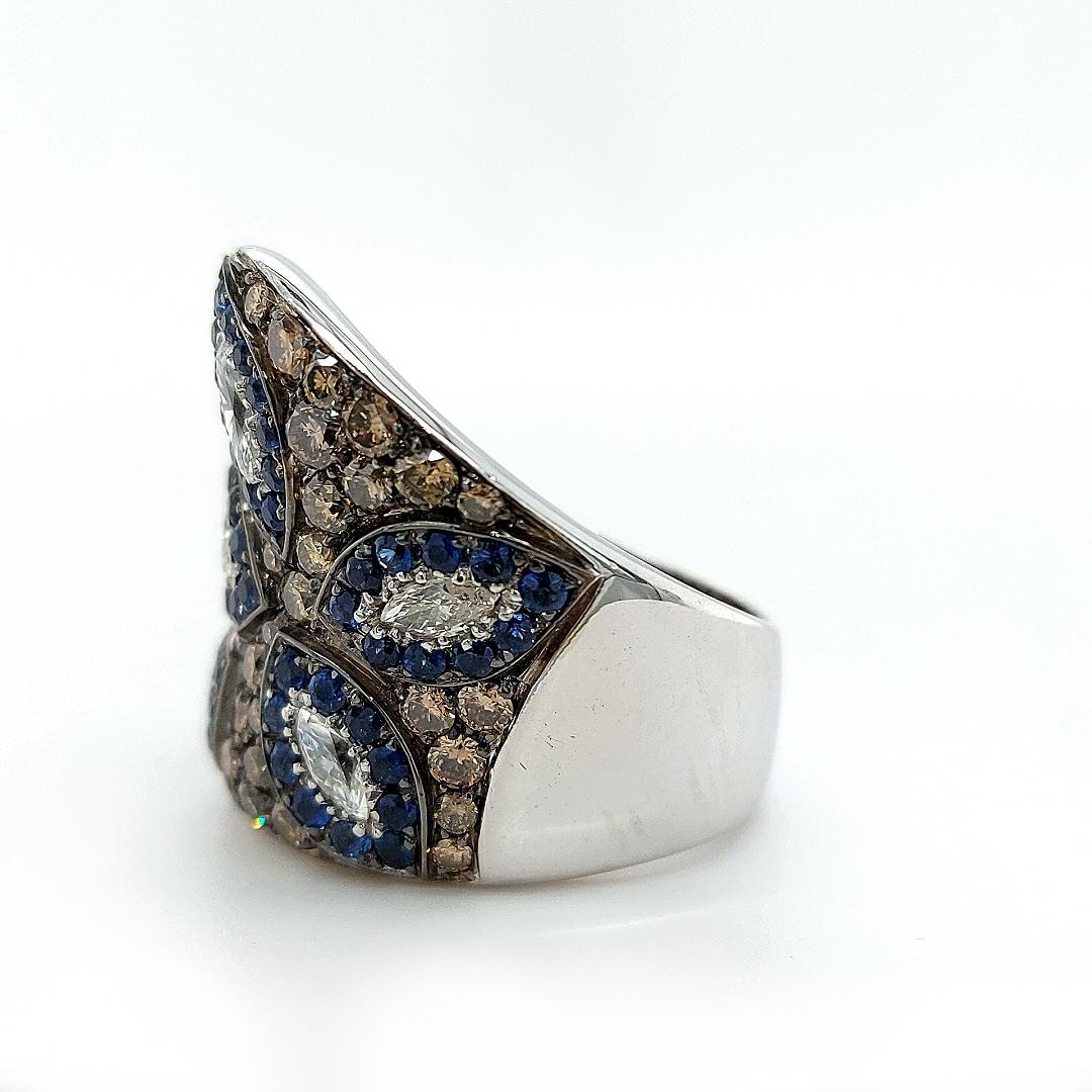 18 Karat White Gold Dome Ring with Sapphire and 3.85 Carat White, Brown Diamonds For Sale 2
