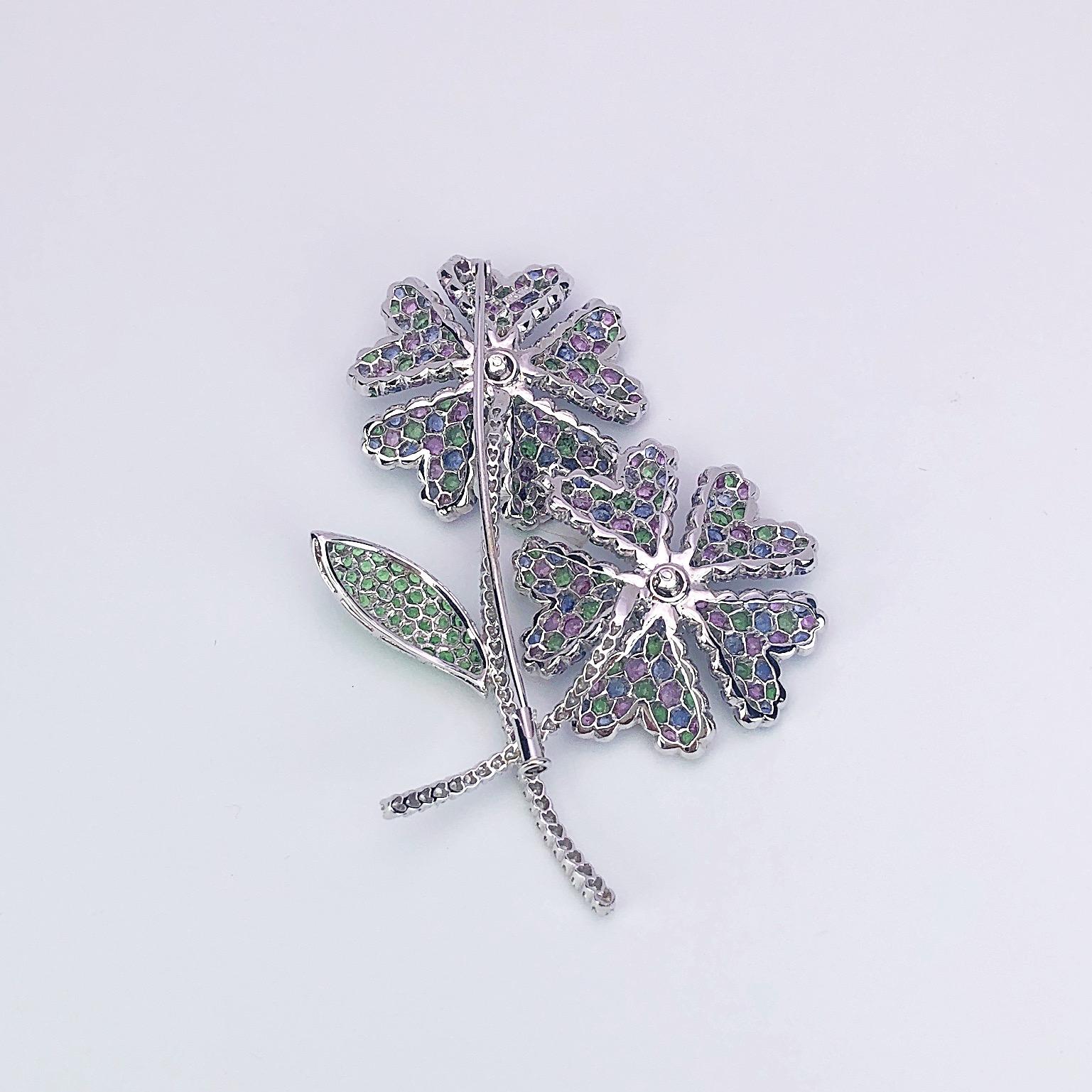 18 Karat Gold Double Flower Brooch, Diamonds, Pastel Sapphires and Tsavorites In New Condition For Sale In New York, NY