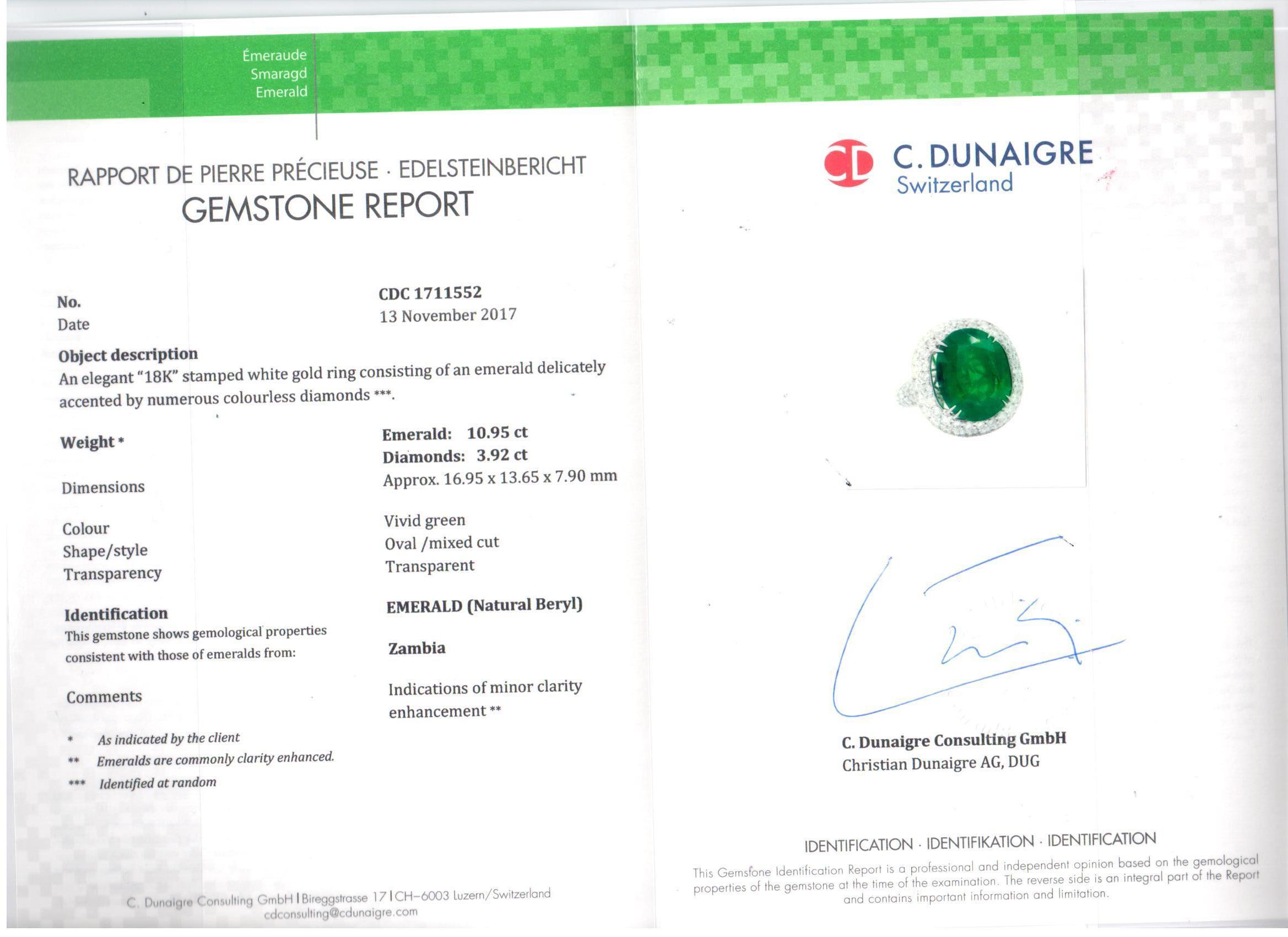 Women's 18kt White Gold Double Halo Green Oval Emerald Diamond Ring For Sale
