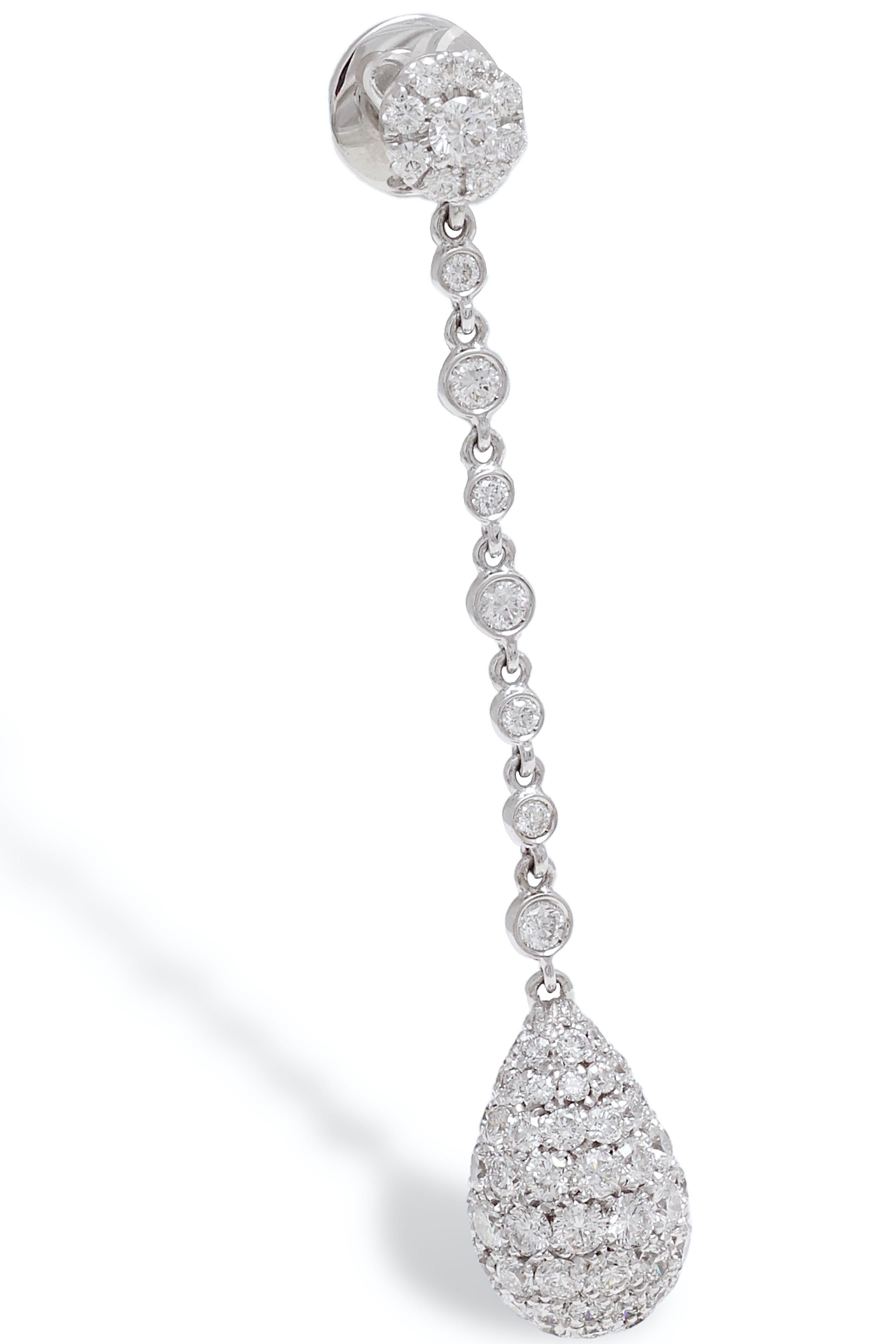 Artisan 18kt White Gold Drop Earrings with 10.10 Ct Diamonds For Sale