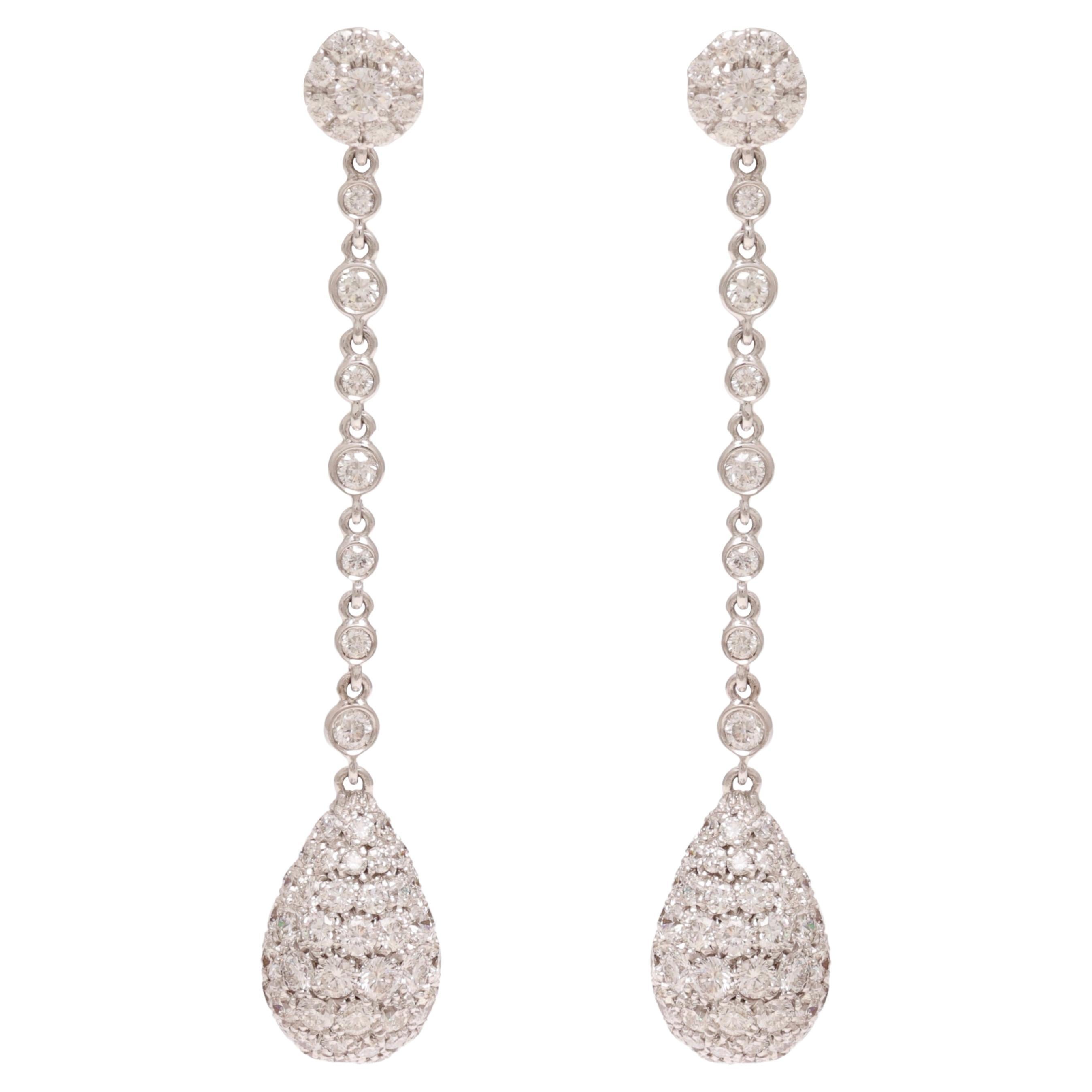 18kt White Gold Drop Earrings with 10.10 Ct Diamonds For Sale