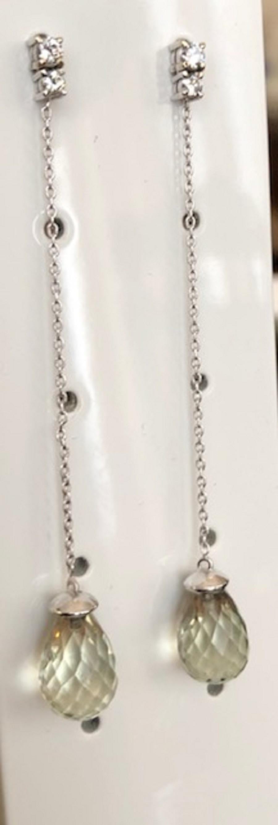 Contemporaneo Orecchini pendenti in oro bianco 18kt con ametiste e diamanti da 9,80 carati in vendita