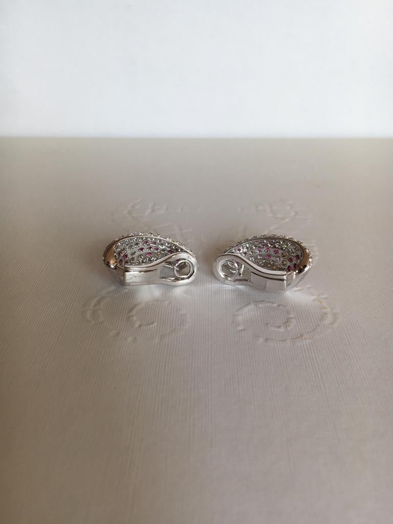 18kt White Gold Earrings, 2.86ct Diamonds, 2.00ct Rubies, Fashion Earrings In New Condition For Sale In Firenze, FI