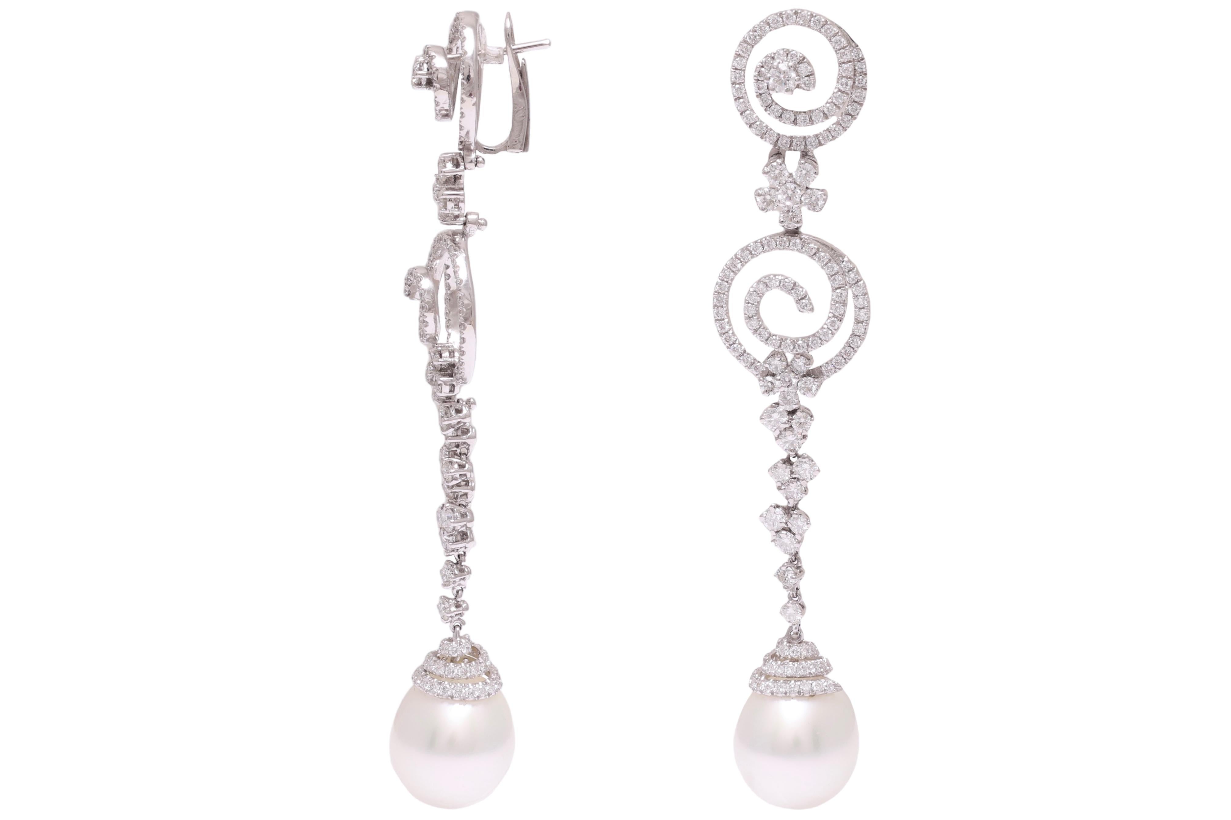Brilliant Cut 18kt White Gold Earrings 5.10 Ct Diamonds & Pearls, Possible Matching Pendant For Sale