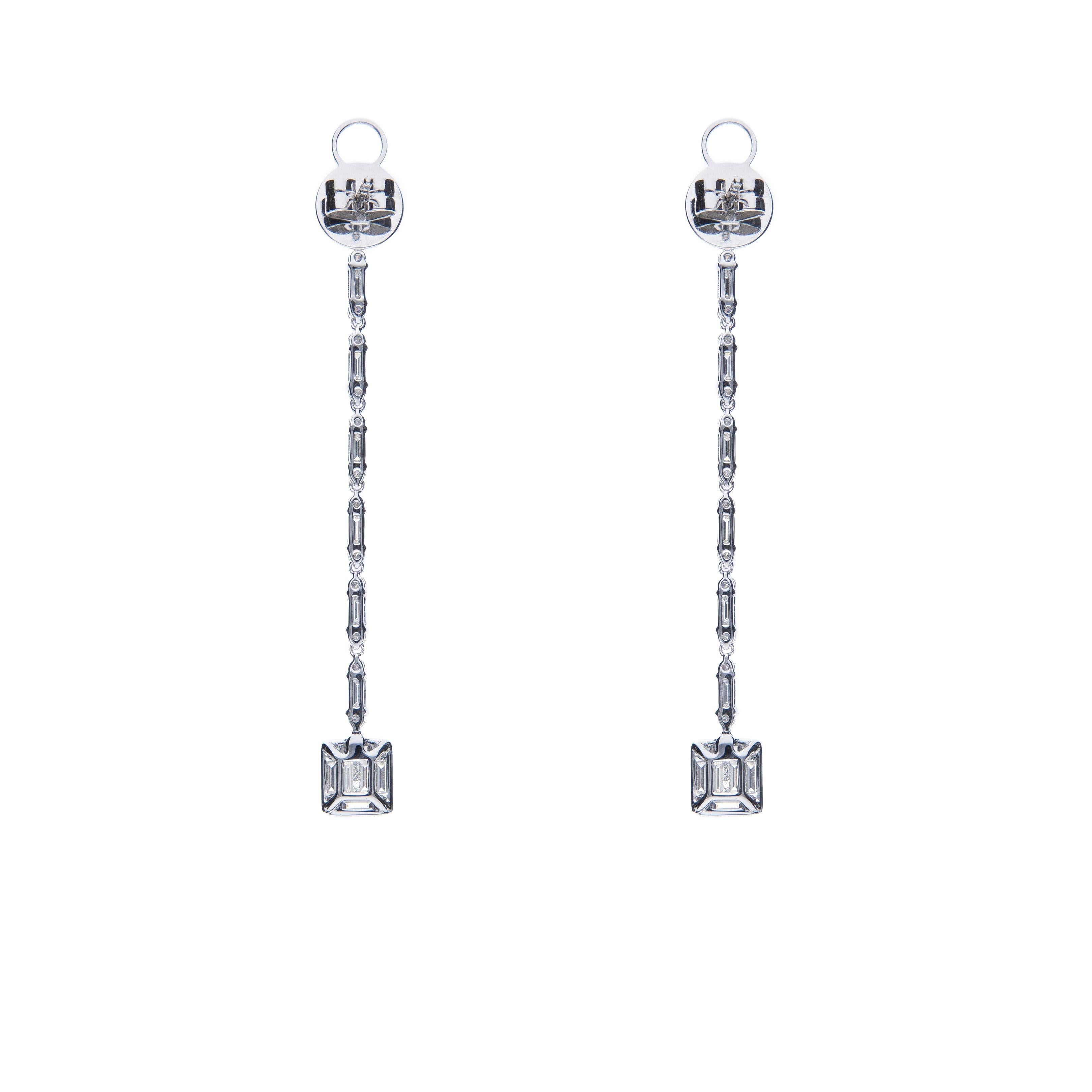 18 Karat White Gold Earrings with 74 Diamonds 2.22 Carat For Sale 3