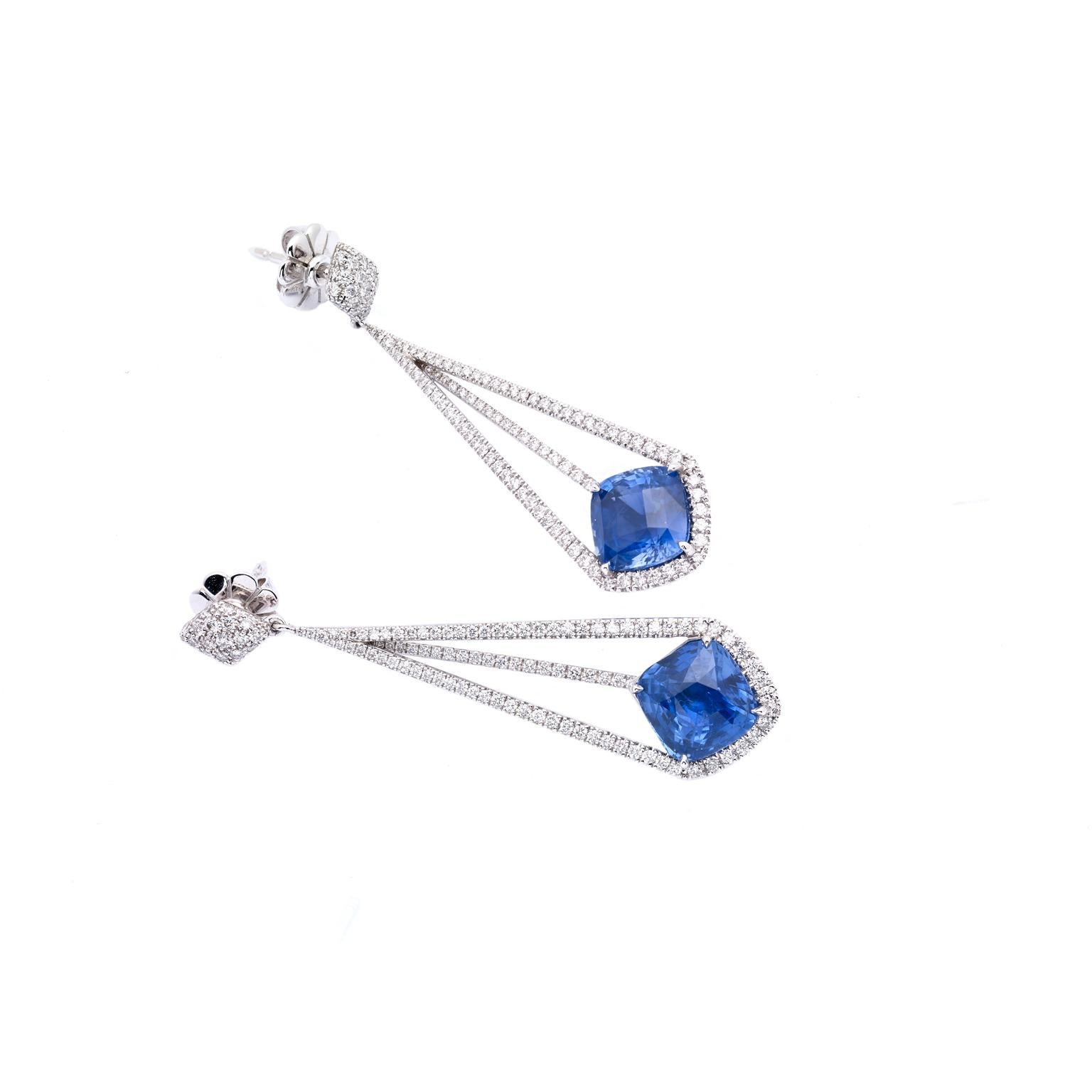 Cushion Cut 18 Karat White Gold Earrings with Diamonds and GIA Certified Blue Sapphires For Sale