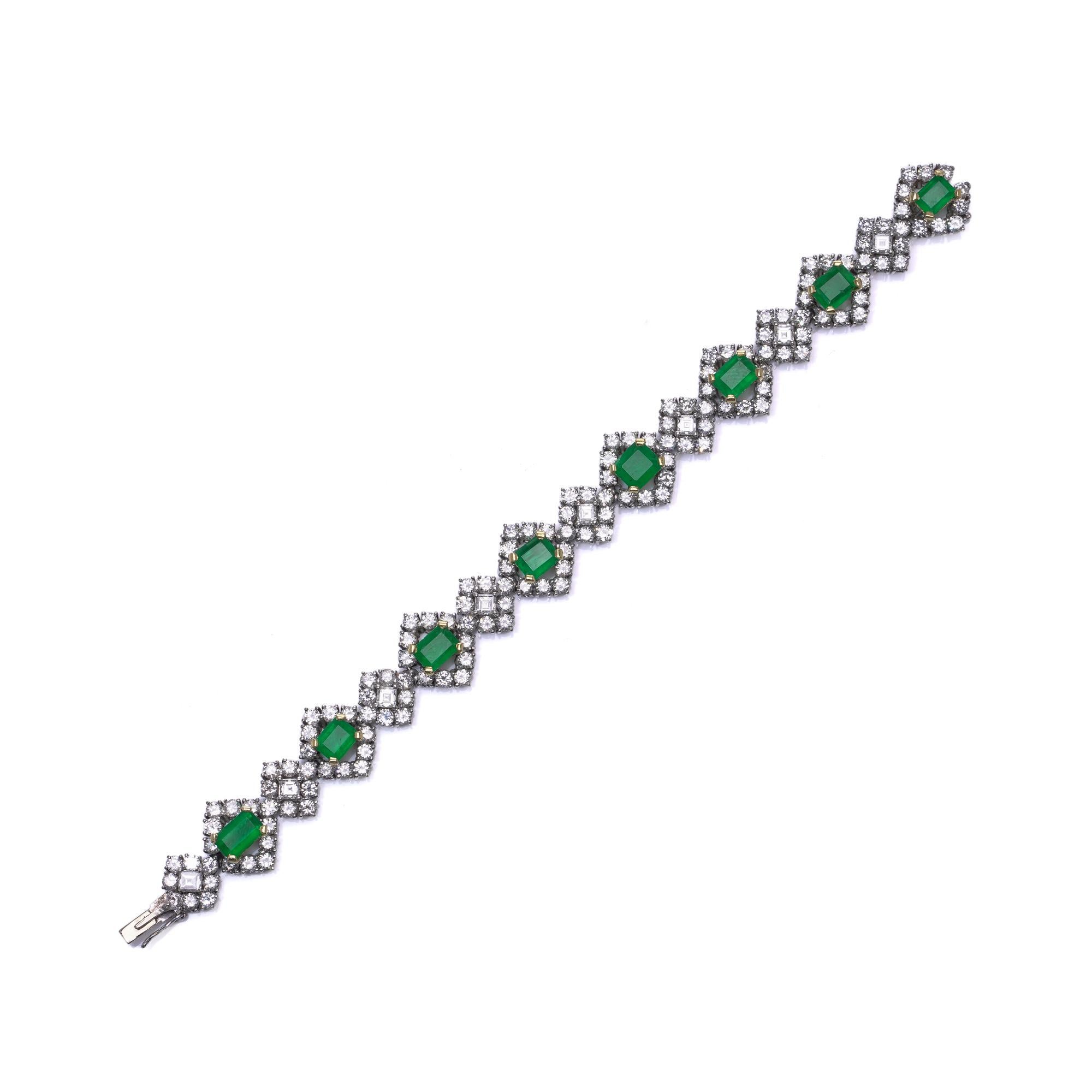 Taille émeraude Bracelet en or blanc 18kt émeraudes et diamants - 8ct diamants, 4ct émeraudes en vente