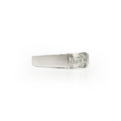 18KT Weißgold Smaragdschliff Diamantring