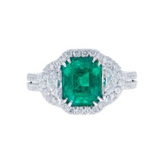 18kt White Gold Emerald Ring with 2.31ct Emerald and Diamond Accents