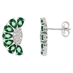 18kt White Gold Flex Flowers Earrings with Topazes and Diamonds