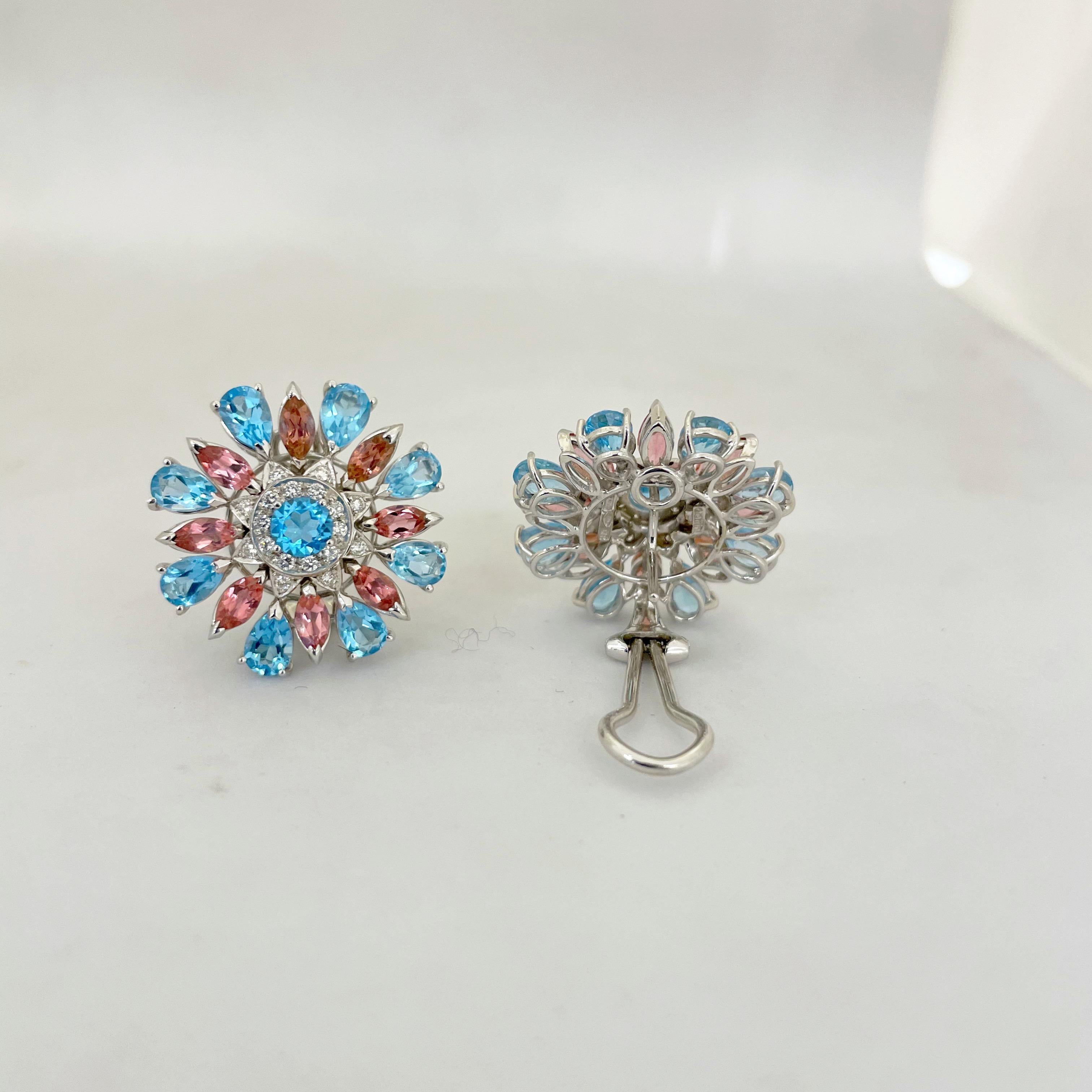 Orecchini a fiore in oro 18 carati con topazio blu, tormalina rosa e diamanti in vendita 2