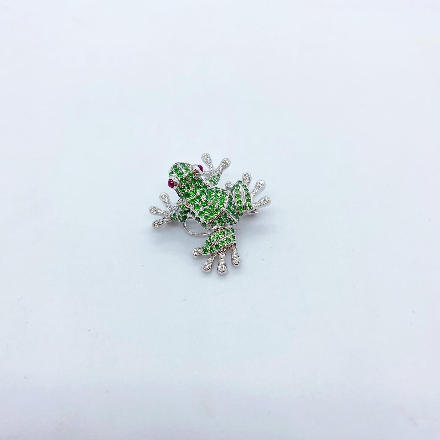 Round Cut 18 Karat White Gold Frog Brooch with 1.70 Carat Tsavorite, Diamond, and Ruby