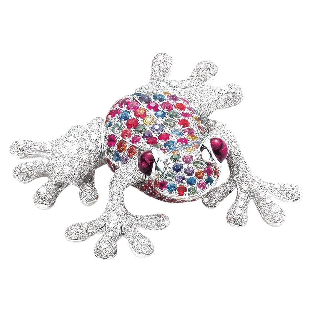 18Kt White Gold Frog Brooch with Diamonds and 6.70 Carat Multicolored Sapphires