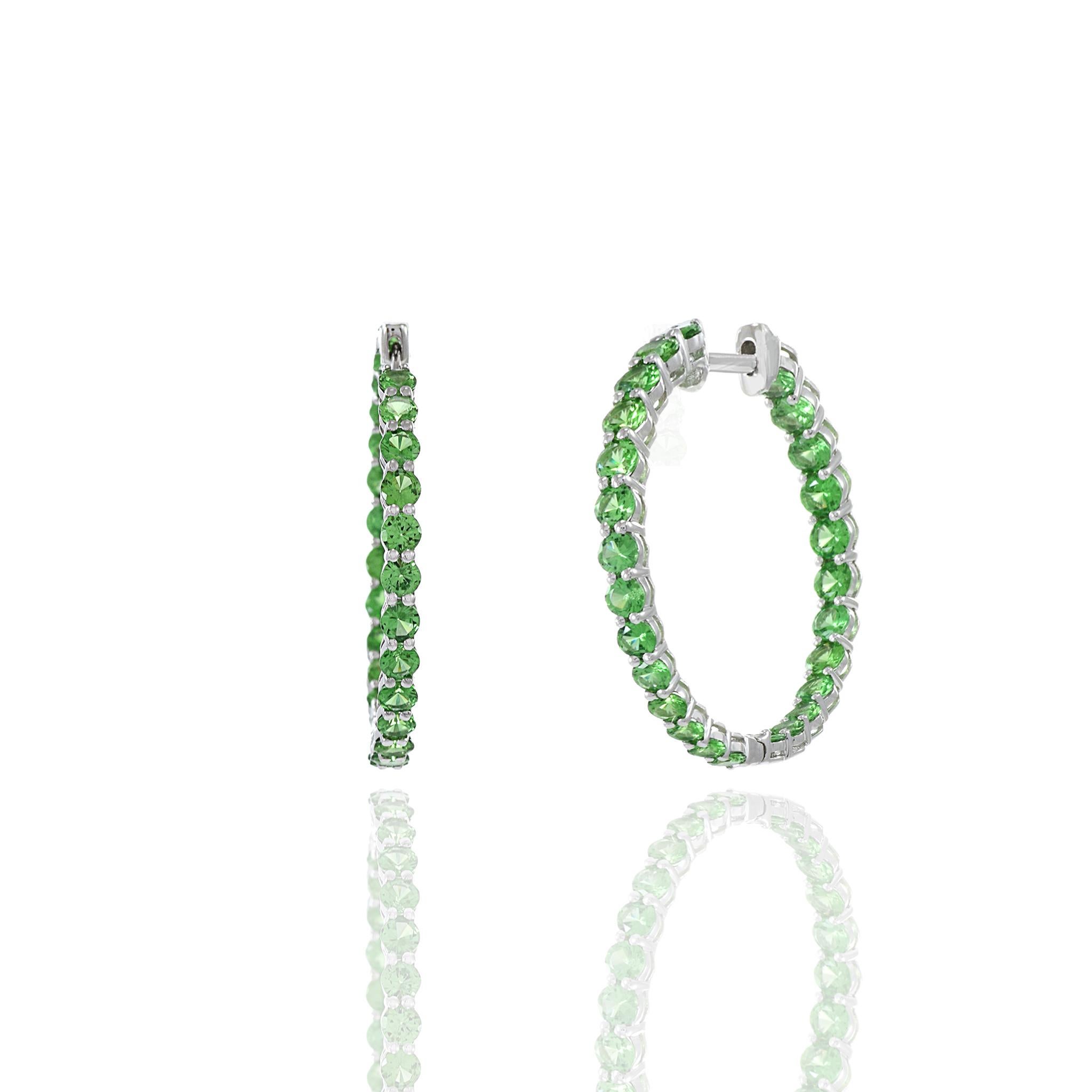 18KT White Gold Green Tsavorite Hoop Earrings In New Condition For Sale In New York, NY