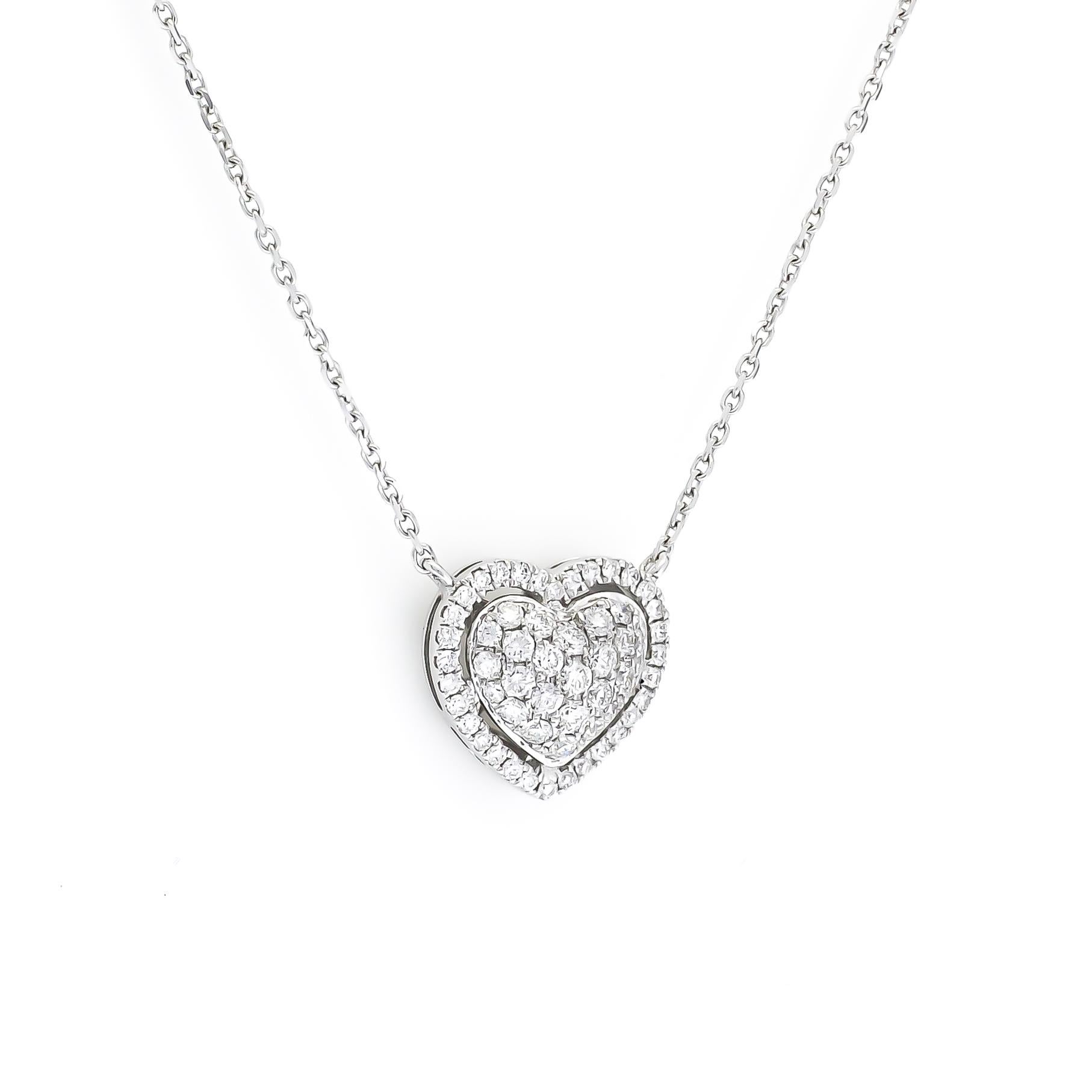 Round Cut Natural Diamond Pendant 0.55 cts 18KT White Gold Heart Pendant Necklace For Sale