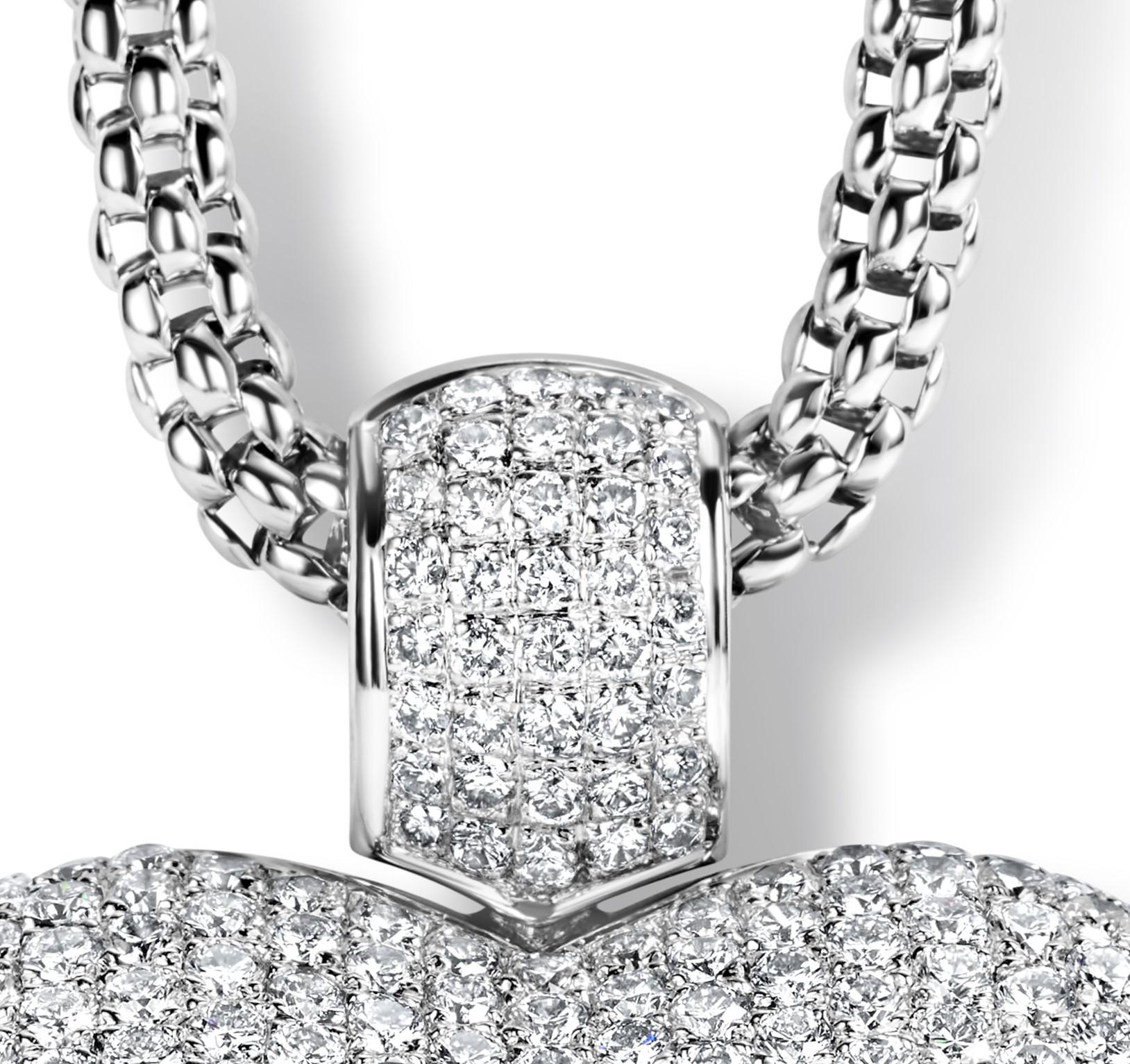 Artigiano Ciondolo a cuore in oro bianco 18kt con 17 ct. Collana con diamanti e oro bianco 18kt in vendita