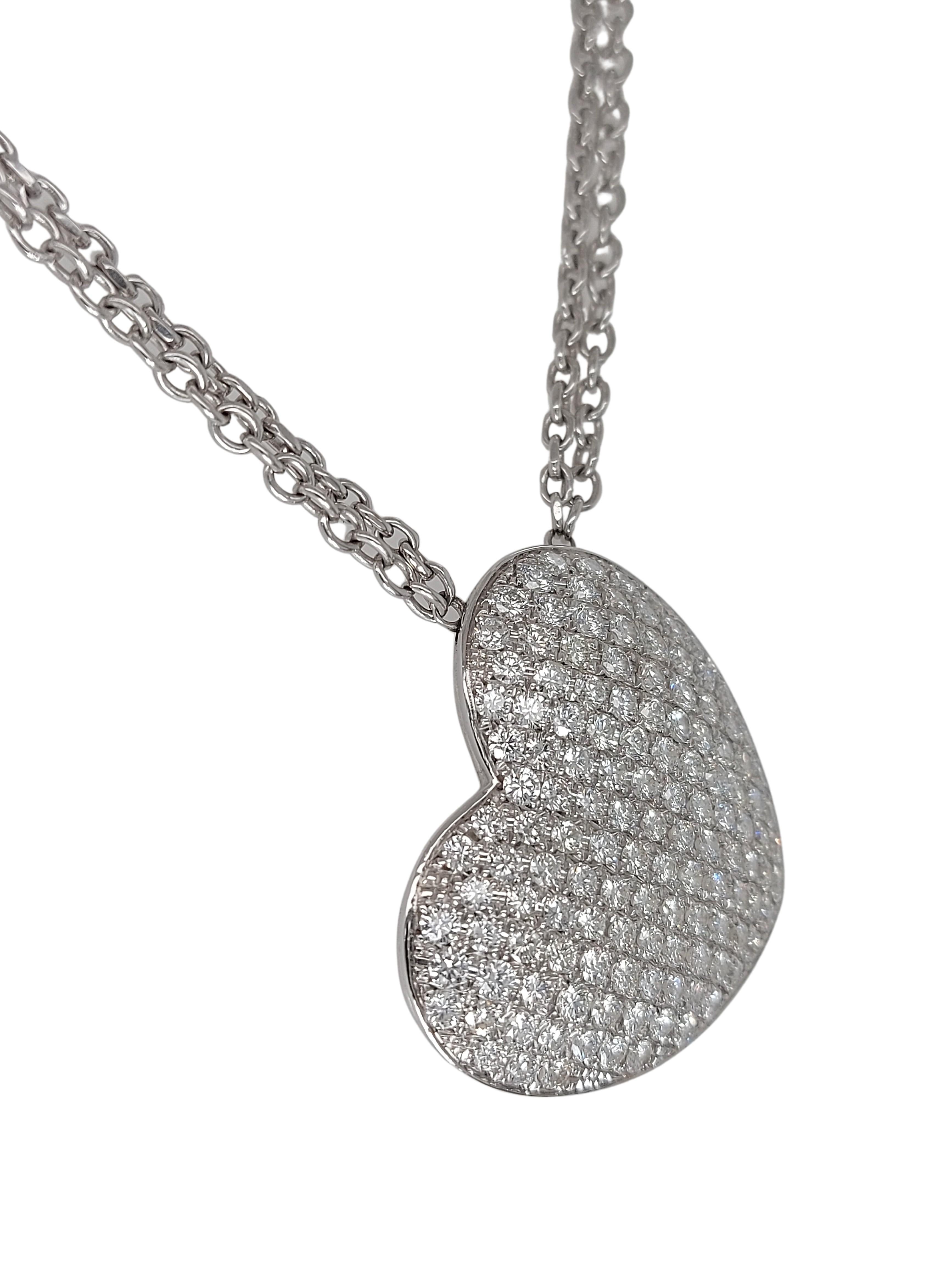 18kt White Gold Heart Shape Necklace with 4.96 Ct.Brilliant Cut Diamonds Pavé In New Condition In Antwerp, BE