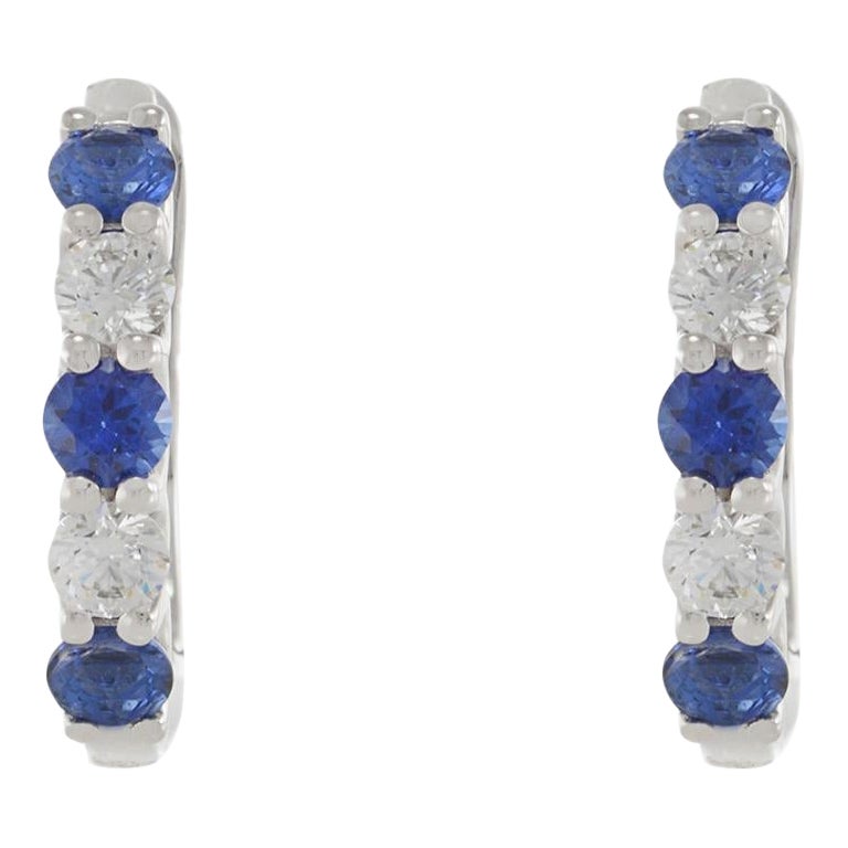 18KT White Gold Huggie Earrings with Alternating Round Cut Diamonds and Blue Sap For Sale