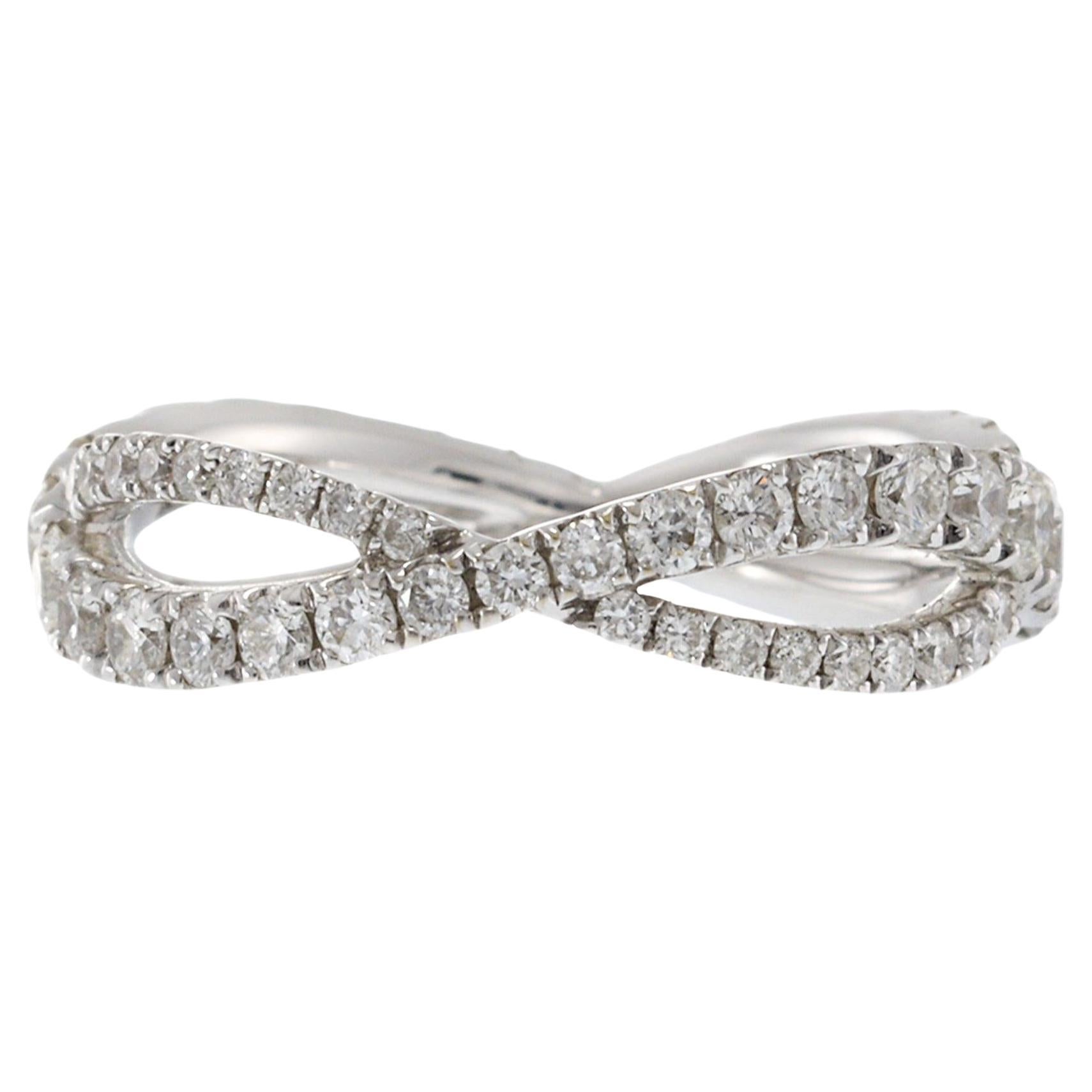 Bracelet éternel en or blanc 18KT avec diamant à l'infini en vente