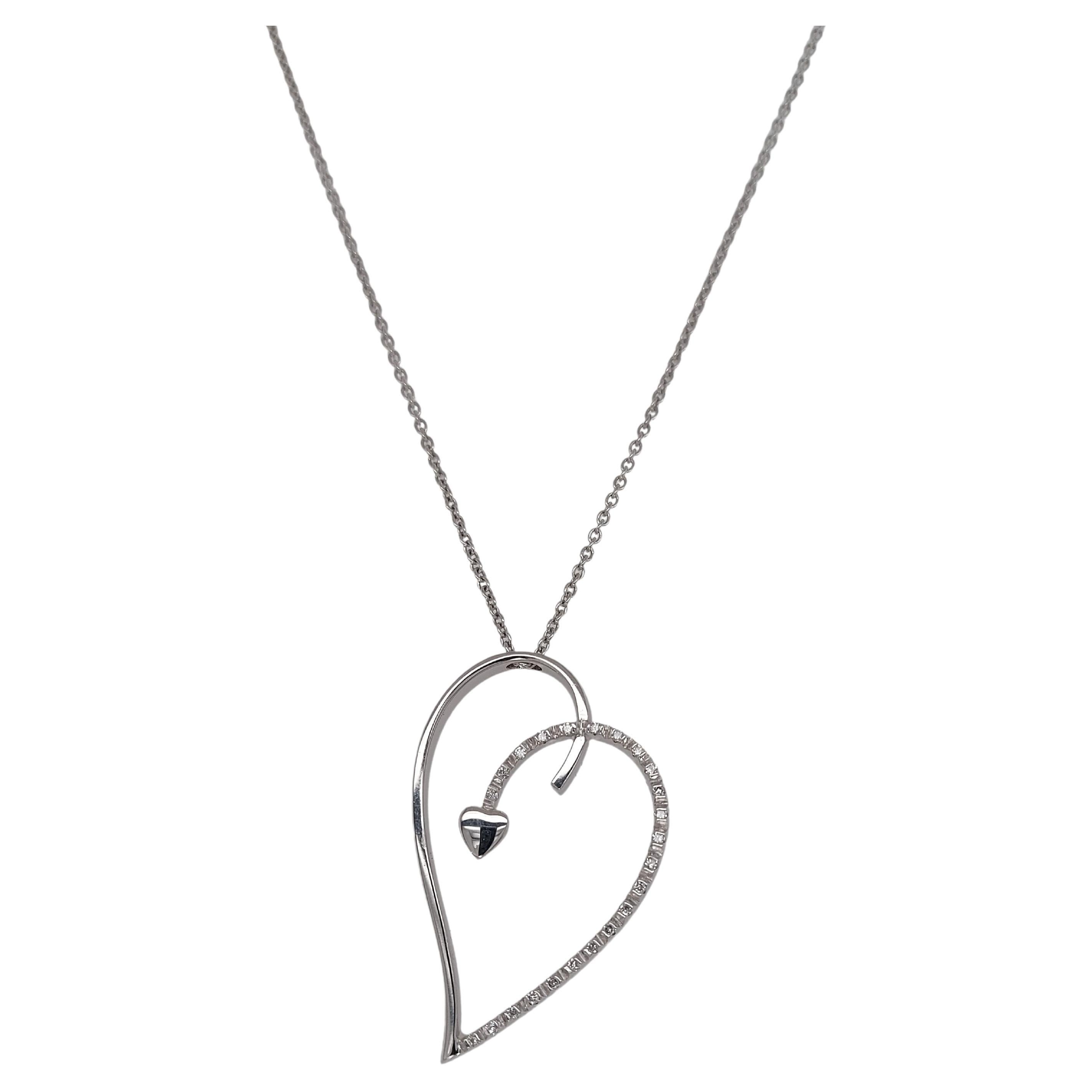 18kt White Gold Kappadue Heart Shaped Necklace with 0.12ct Diamonds For Sale