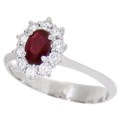 Bague Kate en or blanc 18 carats 0,41 rubis ovale 0,32 diamants blancs D/E SI