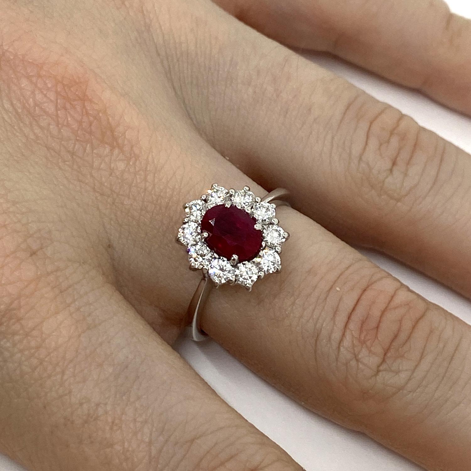 Ring made of 18kt white gold with natural oval-cut ruby for ct.1.16 and natural brilliant-cut white diamonds for ct.0.67
-------------------------------------------------

Important Note : In order to speed up the publishing process of our vast