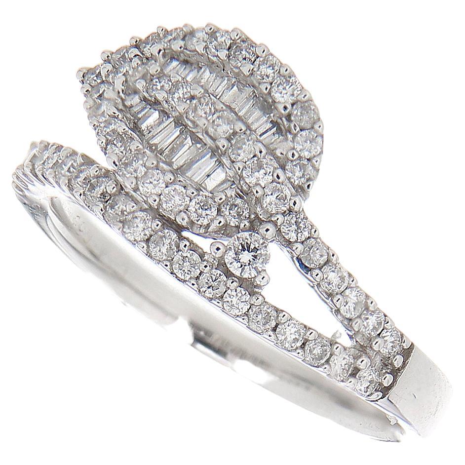 18 Karat White Gold Leaf Ring Brilliant & Baguette White Diamonds 0.61 Carat For Sale