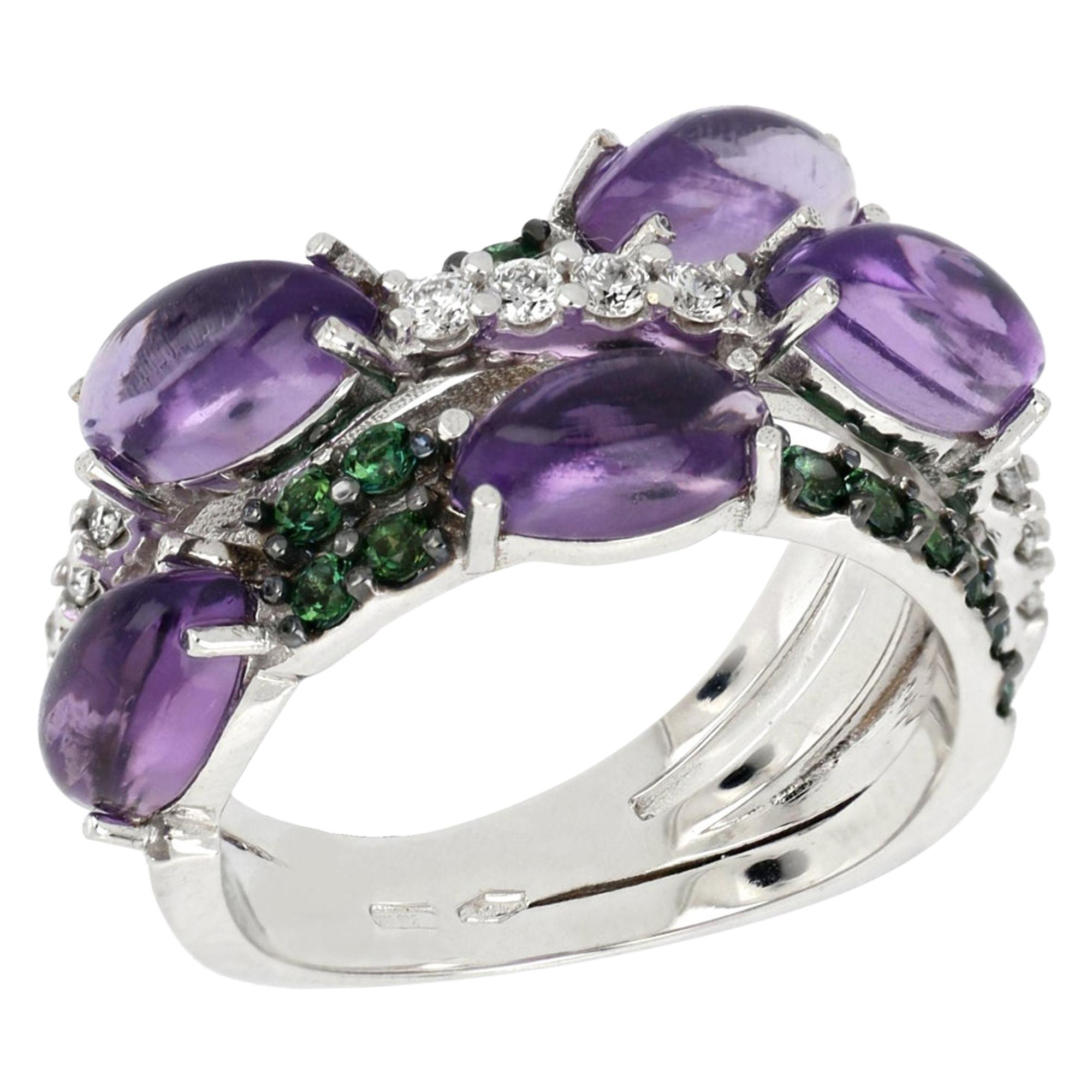 Les Papillons Bague en or blanc 18 carats avec améthyste violette, topazes et diamants