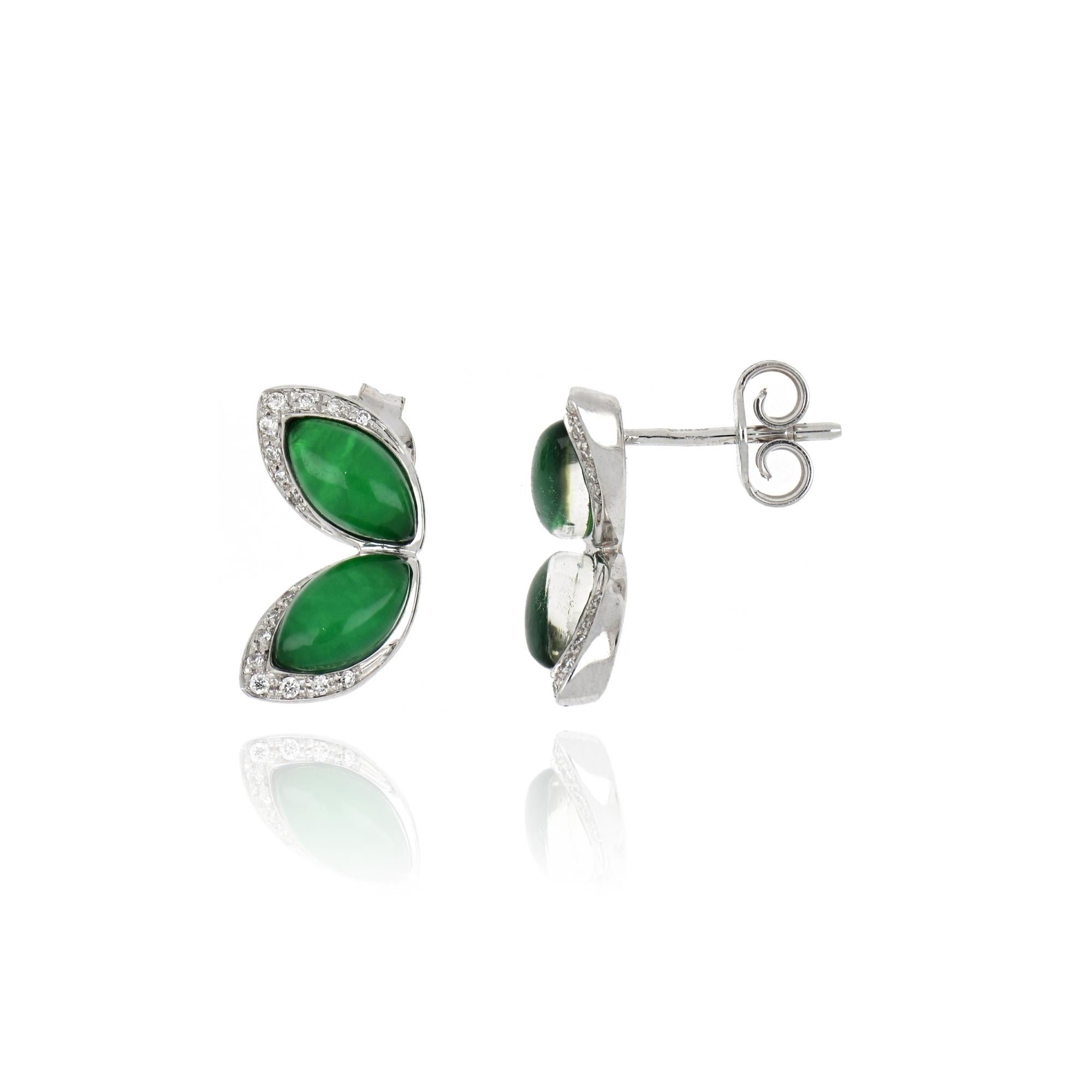Contemporary 18kt White Gold Les Papillons Small Earrings with Green Aventurine and Diamonds For Sale