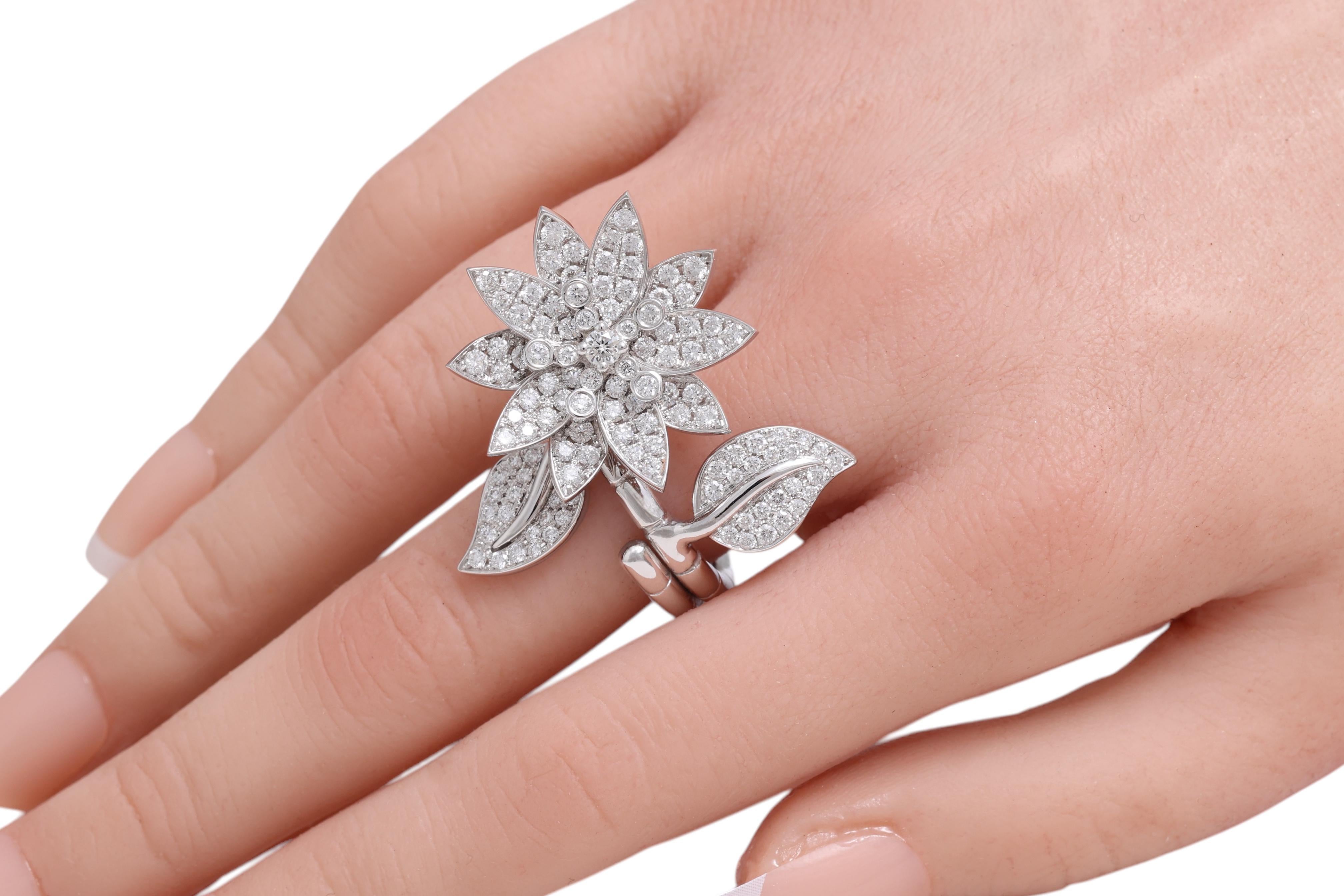 18kt White Gold 'Lotus' Between Finger Ring Set with Top Quality Diamonds For Sale 3