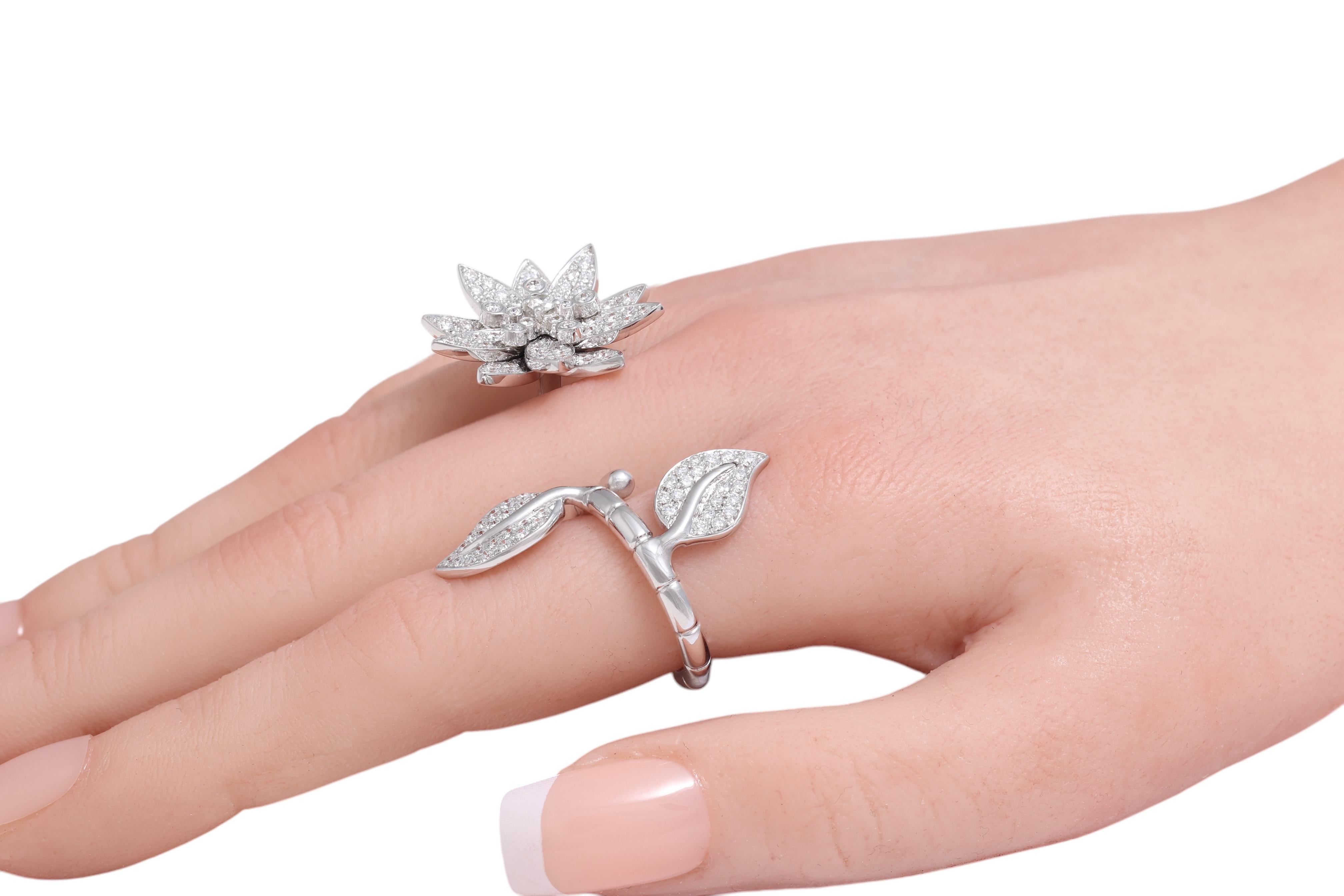 18kt White Gold 'Lotus' Between Finger Ring Set with Top Quality Diamonds For Sale 5