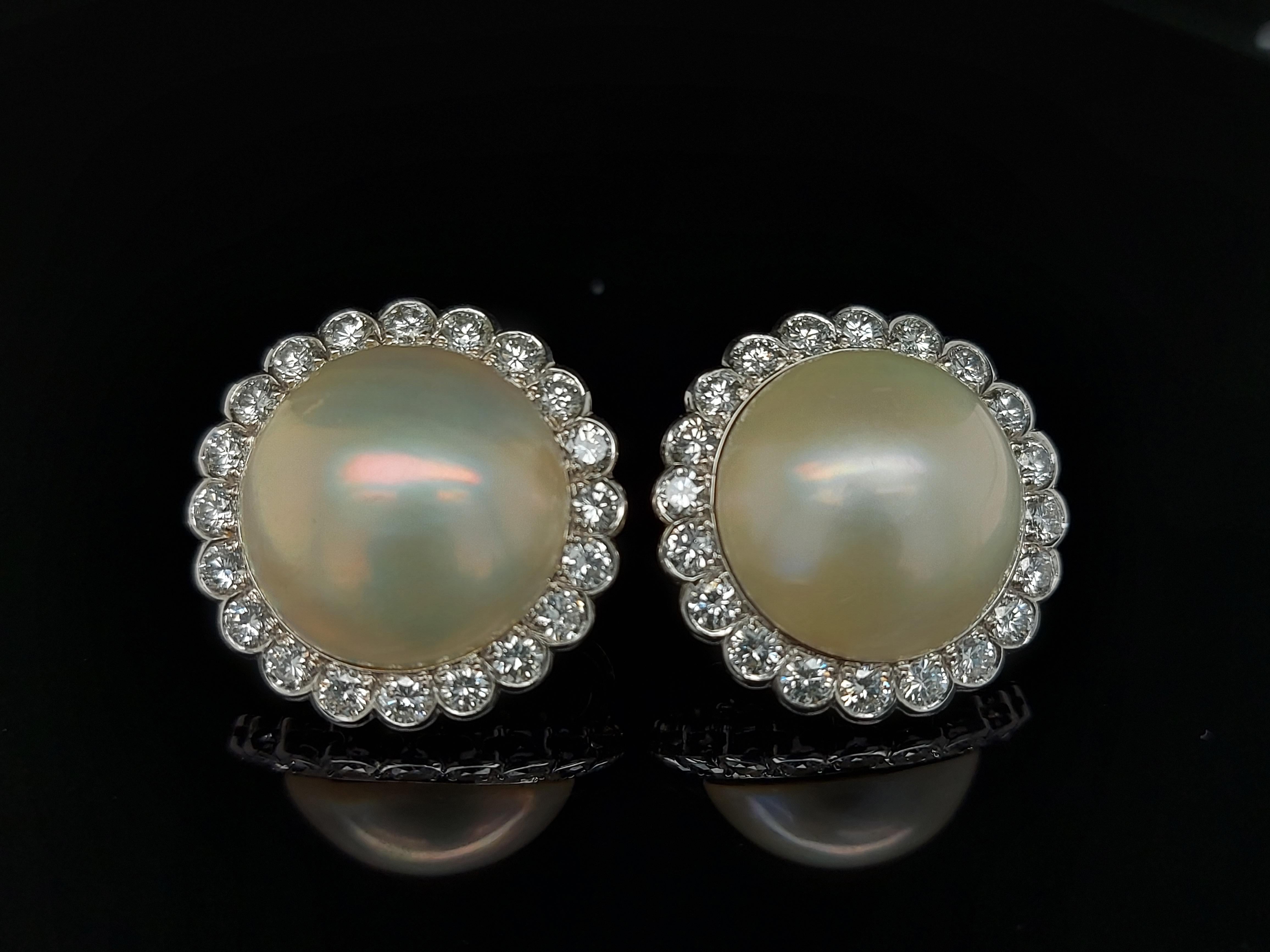 18kt White Gold Mabe Pearl Clip-On Earrings Surrounded with Diamonds For Sale 1